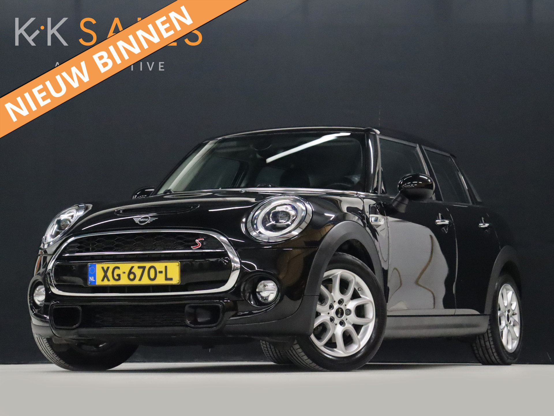 MINI Cooper S Mini 2.0 [BLUETOOTH, KEYLESS, CRUISE CONTROL, PARKEERSENSOR, NIEUWSTAAT]