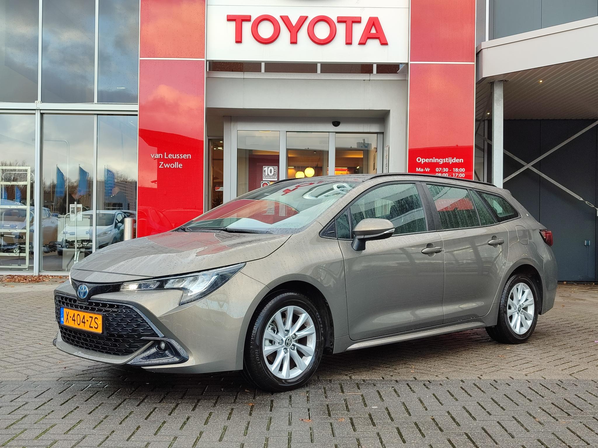 Toyota Corolla Touring Sports Hybrid 140 Active AD-CRUISE NAVI LM-VELGEN CLIMA CAMERA APPLE/ANDROID NL-AUTO