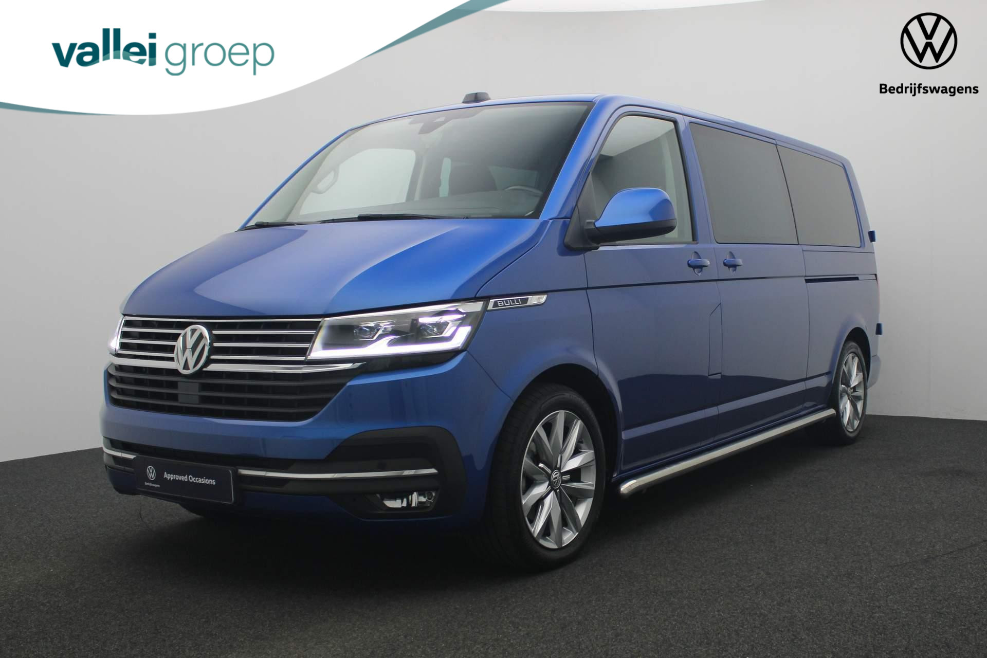 Volkswagen Transporter 2.0 TDI 150PK DSG L2H1 30 DC Bulli | Trekhaak | Schuifdeur links/rechts | Camera | Stoelverwarming | Navi | Digital Cockpit Pro | Apple Carplay / Android Auto