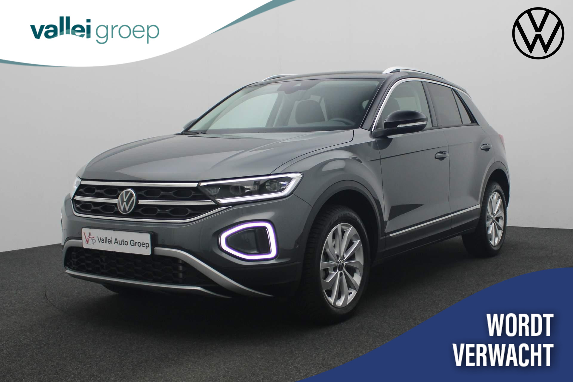 Volkswagen T-Roc 1.5 TSI 150PK DSG Style | Trekhaak | Navi | LED plus | ACC | Parkeersensoren voor/achter | 17 inch