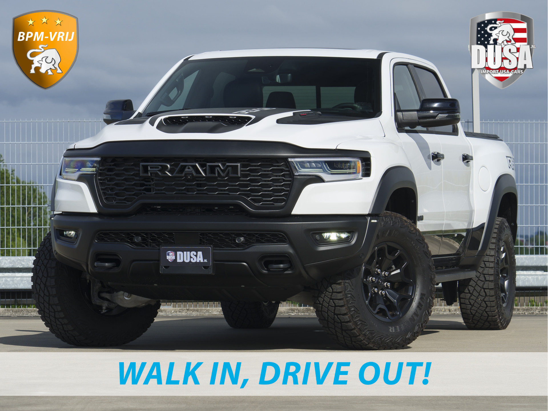 Dodge Ram Pick-Up | RHO | 3.0L Twin-Turbo I6 | 4x4 | Crew Cab TWIN-TURBO HIGH OUTPUT | Panoramadak | 14,4-inch Touchscreen | Passenger Display | Getoonde accessoires zijn verkrijgbaar tegen meerprijs