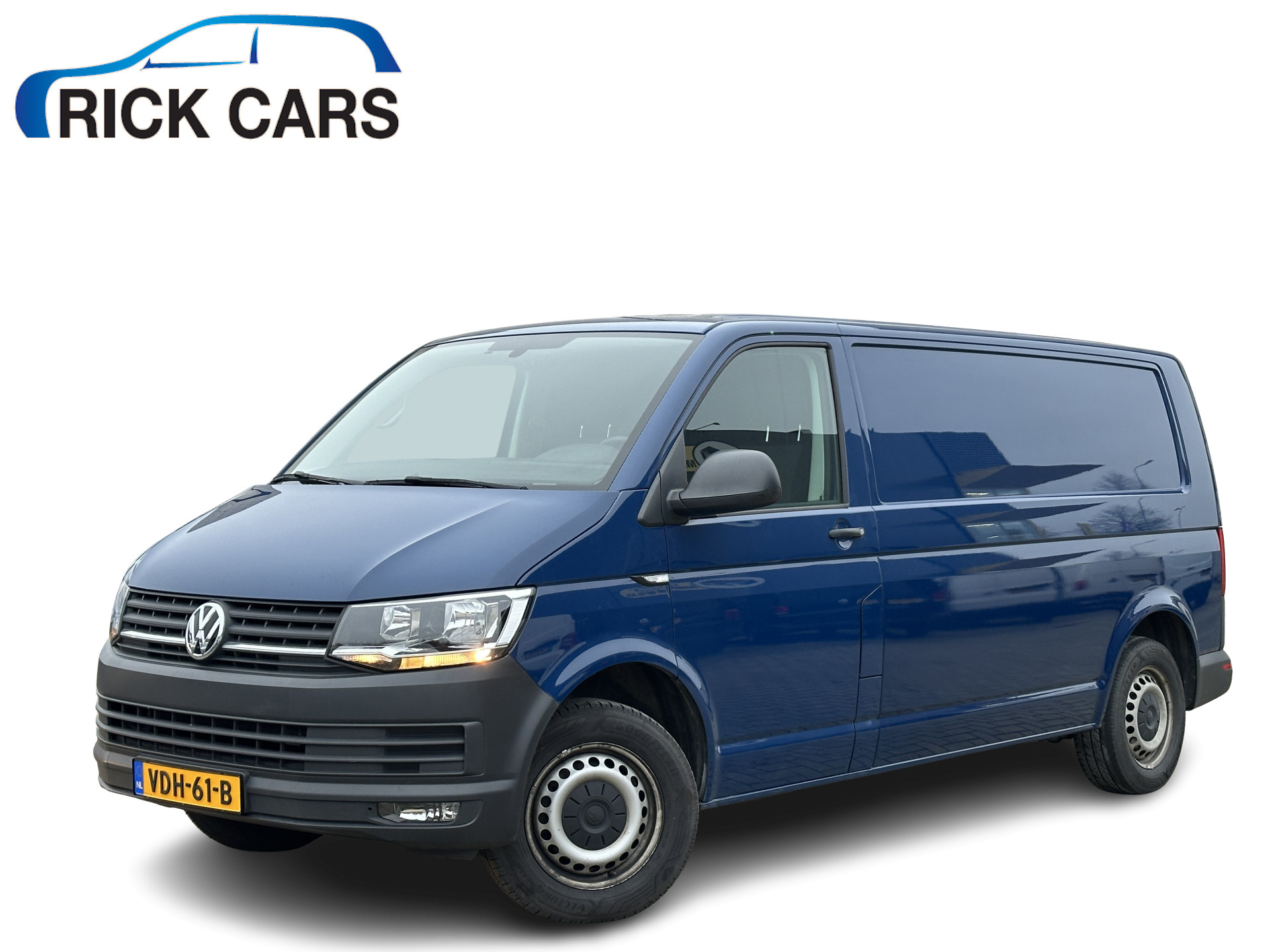 Volkswagen Transporter 2.0 TDI 150PK **BPM VRIJ** L2H1 EURO 6 Cruise control/trekhaak/navigatie