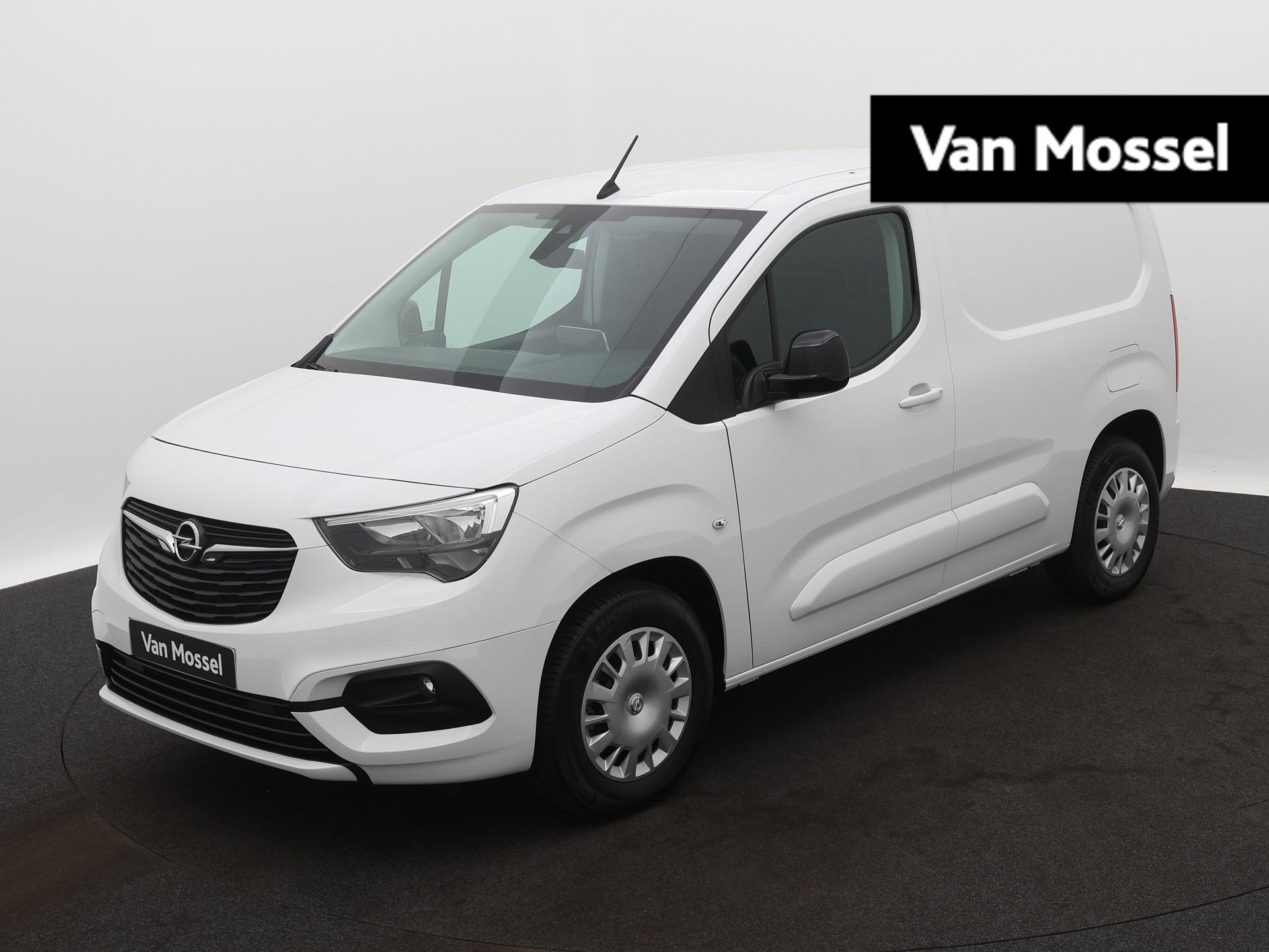 Opel Combo-e L1H1 Edition 50 kWh | NIEUW! | SHOWROOMMODEL! | 0% FINANCIAL LEASE! | SNEL LEVERBAAR! |