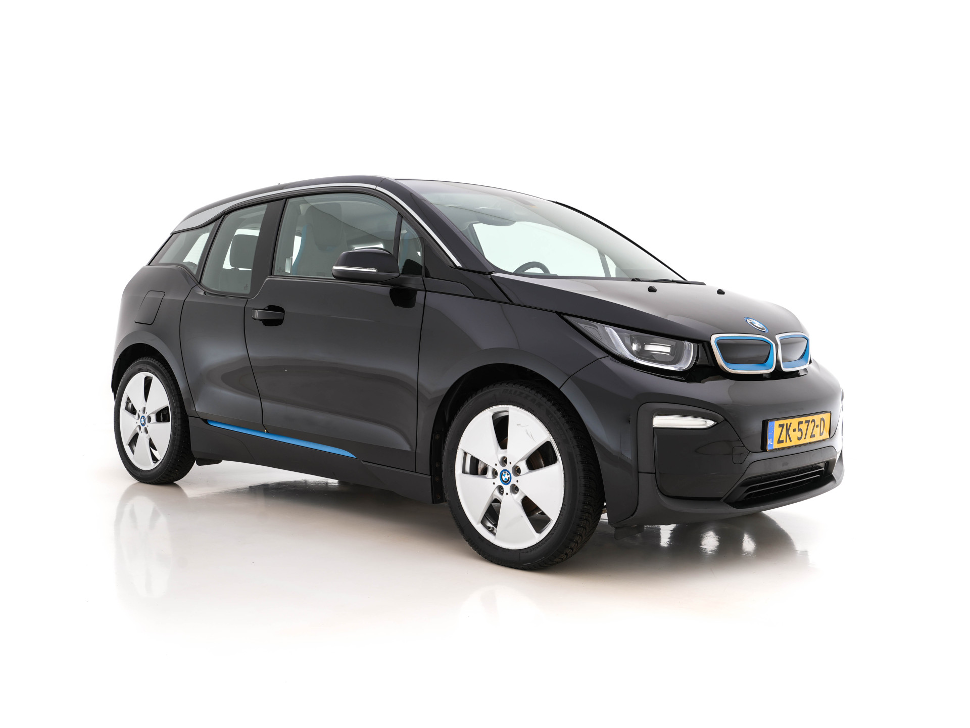 BMW i3 Basis 94Ah 33 kWh [ 3-Fase ] (INCL-BTW) *HEATPUMP | NAVI-FULLMAP | FULL-LED | DIGI-COCKPIT | COMFORT-SEATS | CCS-FASTLOADER | ECC | PDC | CRUISE | 19"ALU*