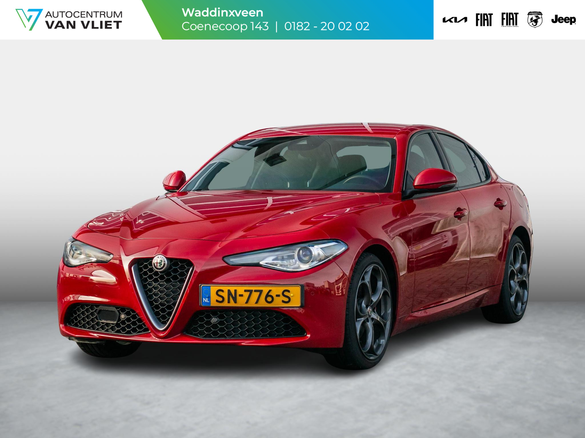 Alfa Romeo Giulia 2.0T Super | Leder | Xenon | 19"| Apple Carplay | Camera | PDC | Stoel&Stuur Verwarming | Rosso Alfa