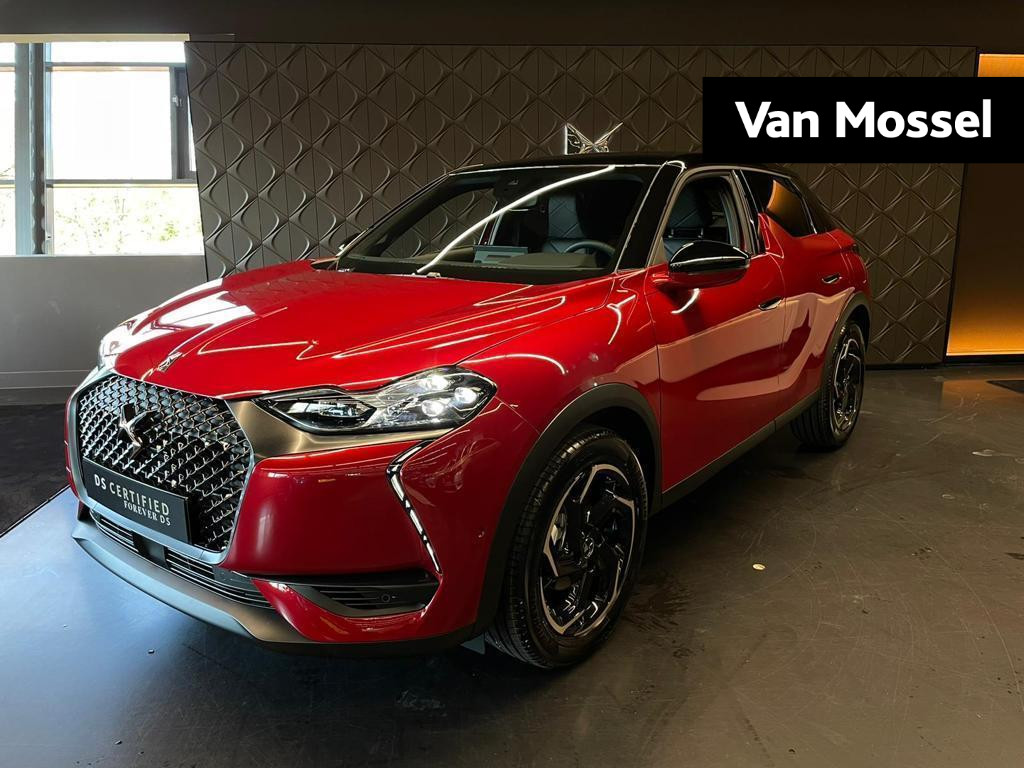 DS DS 3 Crossback 1.2 PureTech Grand Chic Automaat | 130 pk | Carplay | Stoelverwaring | Leder interieur | Parkeersensoren | Camera | 180 graden camera