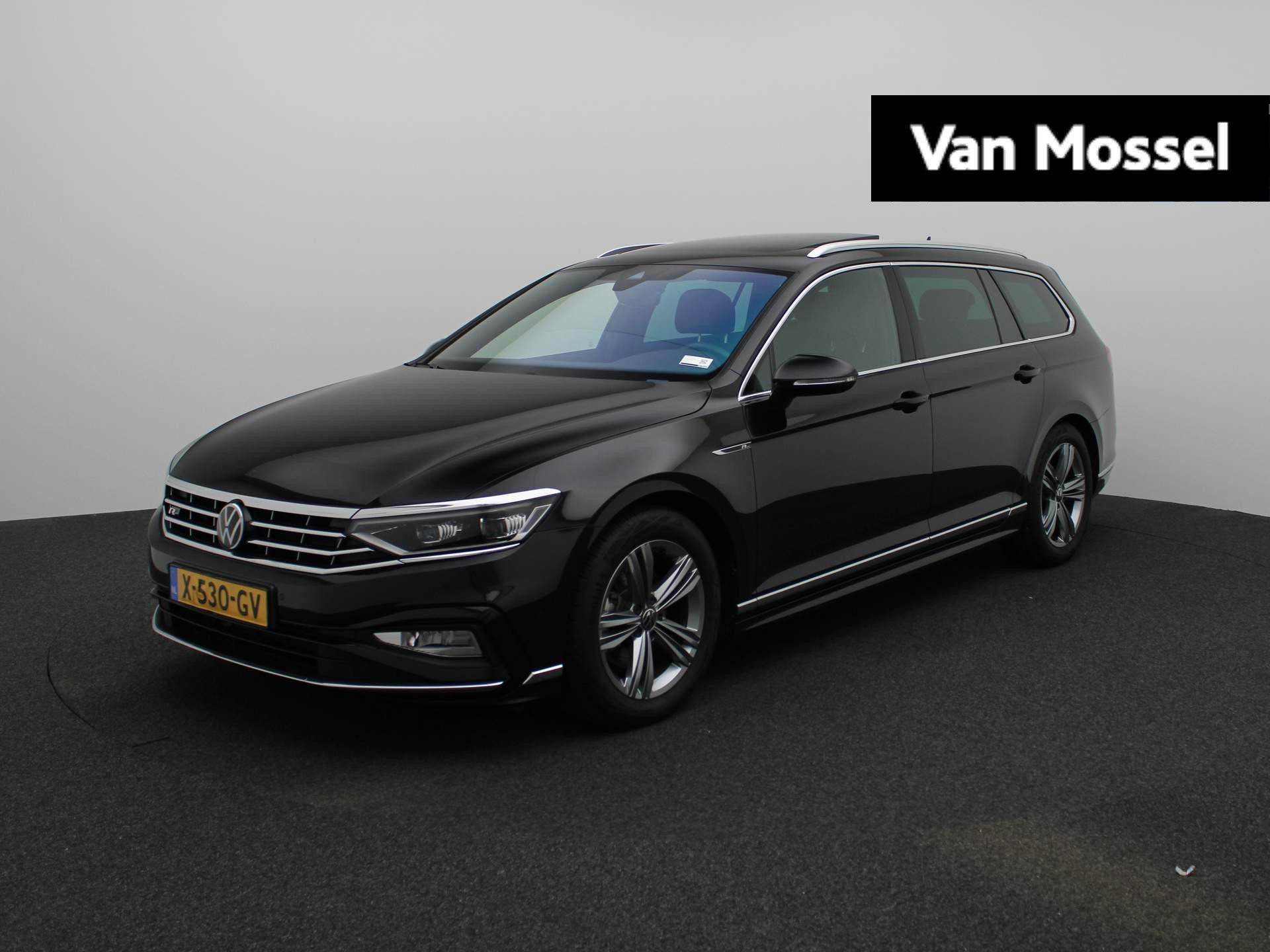 Volkswagen Passat Variant 1.5 TSI R-Line Business + 150 PK | R-Line | Leder | Navigatie | Camera | Harman Kardon | Panoramadak | Parkeersensoren | Stoelverwarming | LED Matrix | Digital Cockpit Pro | Trekhaak | Keyless |