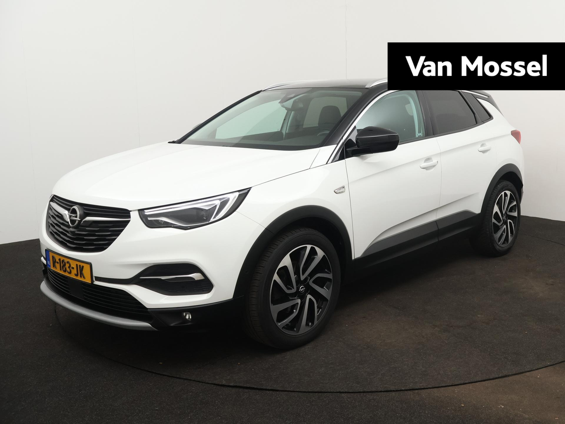 Opel Grandland X 1.2 Turbo Ultimate | Stoel+stuur verwarming | Stoel ventilatie | Elektrische kofferbak | Memory stoel bestuurder |