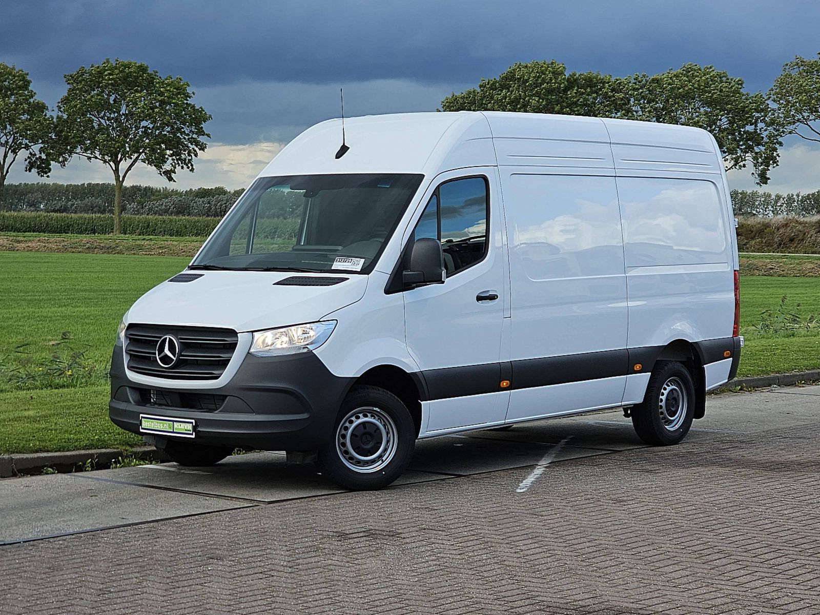 Mercedes-Benz Sprinter 319 1.9 CDI L2H2 RWD Automaat Airco Mbux 190Pk Euro6 Nieuw-Direct-Leverbaar!