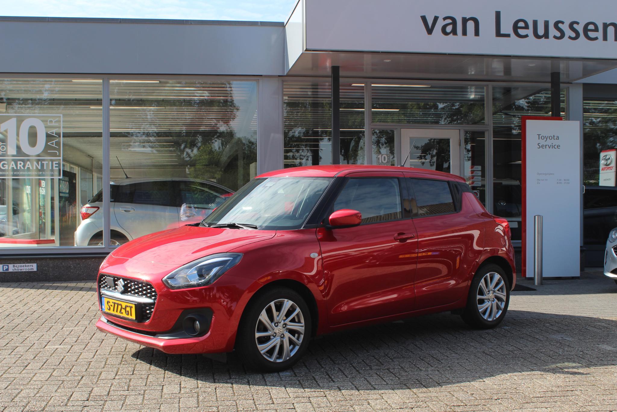 Suzuki Swift 1.2 SELECT SMART HYBRID DODEHOEK AD-CRUISE APPLE/ANDROID NAVI STOELVERW DAB PARK.SENSOREN CAMERA