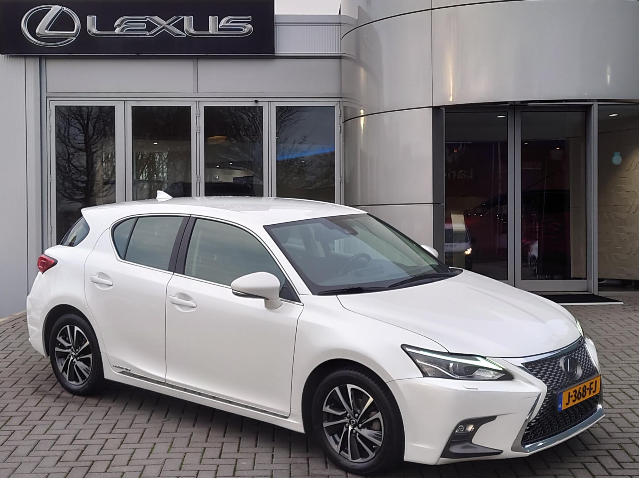 Lexus CT 200h Business Line Pro NL-AUTO KEYLESS AD-CRUISE NAV GROOT-SCHERM LM-VELGEN