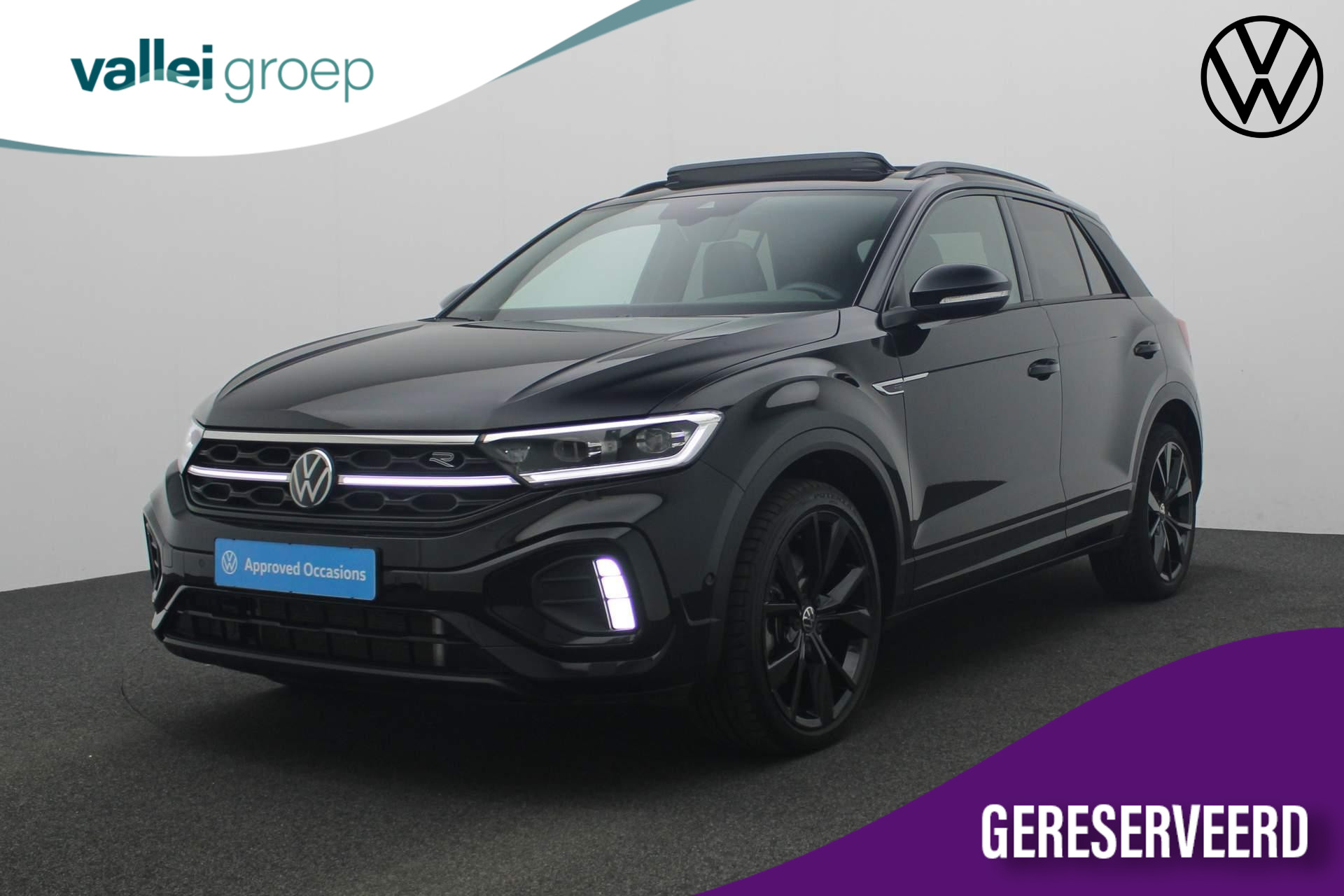 Volkswagen T-Roc 1.5 TSI 150PK DSG R-Line Black Style | Pano | Trekhaak | IQ Light | 19 inch | Keyless | Camera | Navi | ACC | Apple Carplay / Android Auto