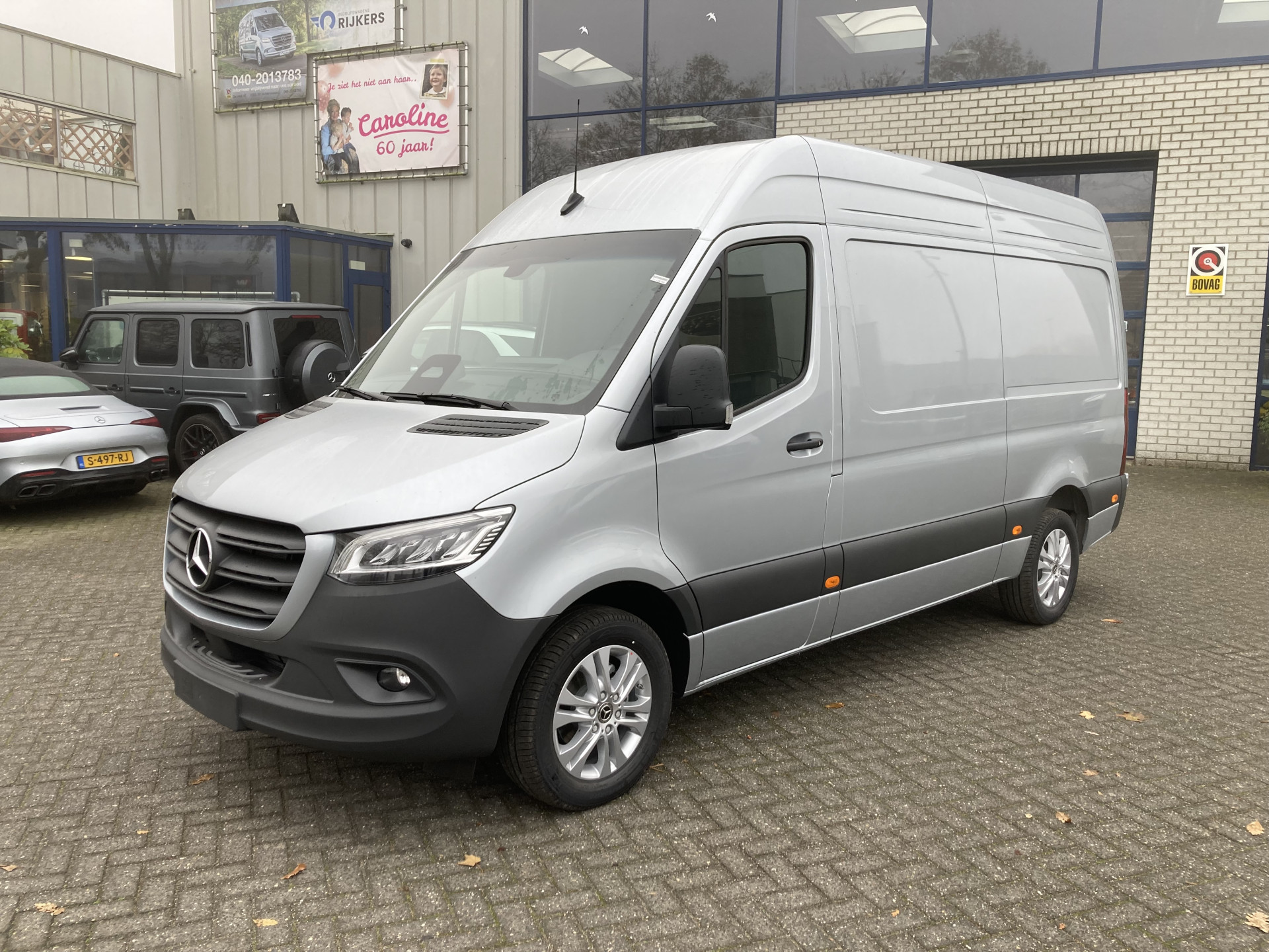 Mercedes-Benz Sprinter 317 CDI L2H2 PRO 3500kg Trekgewicht, Geveerde stoel, LED verlichting