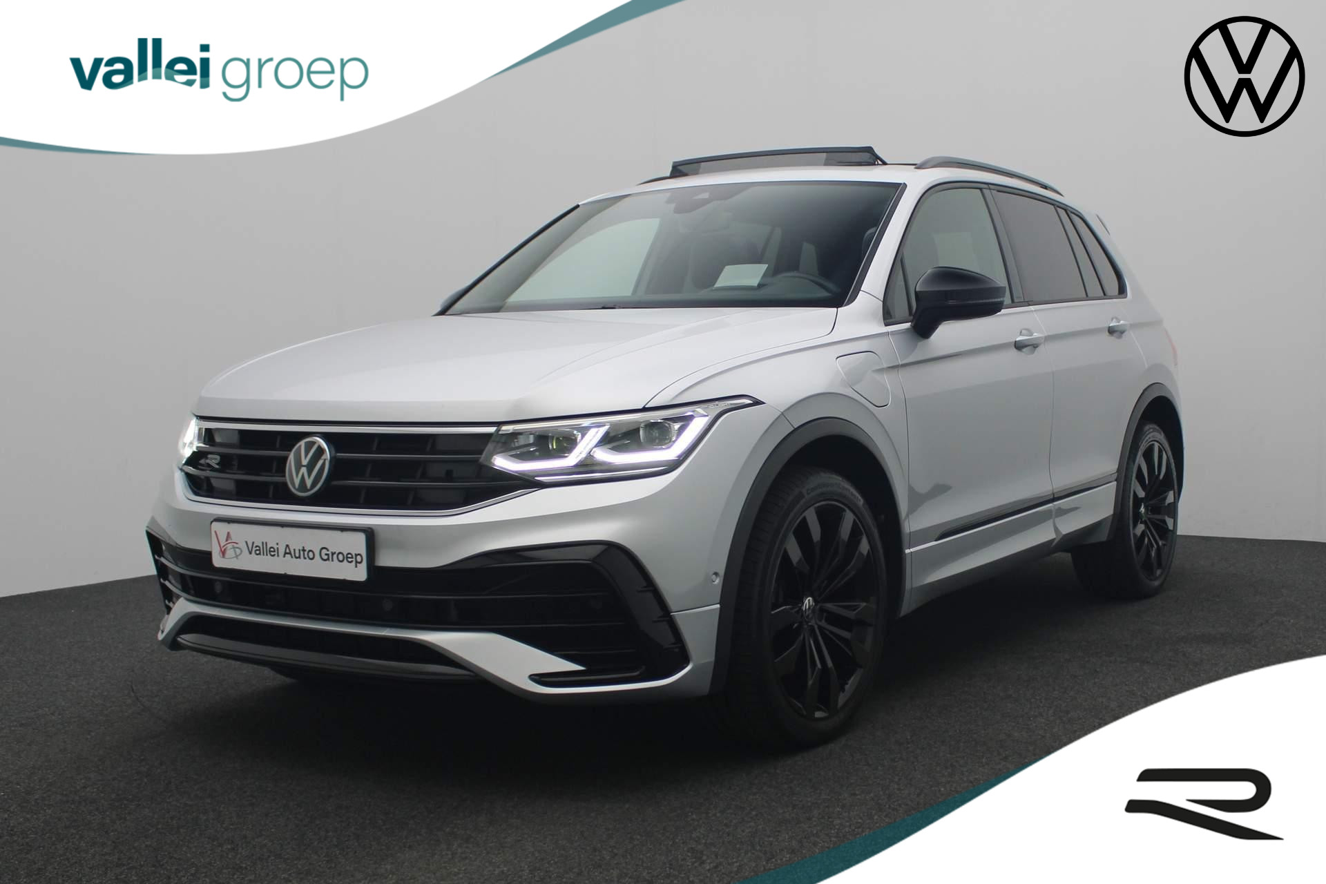 Volkswagen Tiguan 1.4 TSI 245PK DSG eHybrid R-Line Business+ Black Style | Pano | Trekhaak | Leer | IQ Light | HUD | Camera | 20 inch