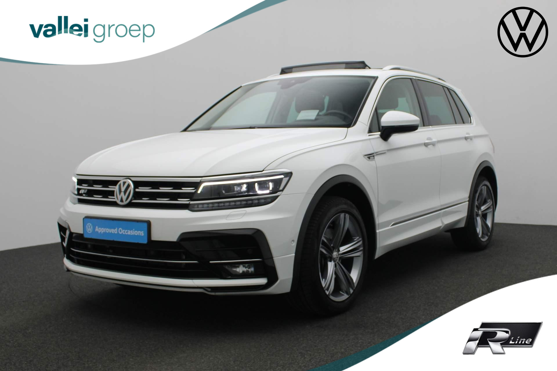 Volkswagen Tiguan 2.0 TSI 190PK DSG 4Motion Highline Business R | R-Line ext. | Pano | Trekhaak | HUD | 19 inch | LED plus | Navi | ACC | Camera | Apple Carplay / Android Auto