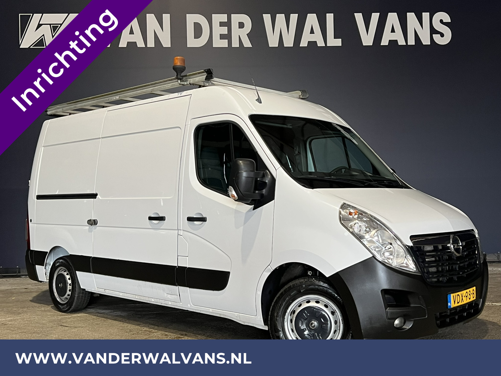 Opel Movano 2.3 CDTI 146pk L2H2 inrichting Euro6 Airco | omvormer | Camera | Navigatie | 2500kg trekhaak cruisecontrol, imperiaal, parkeersensoren, trap, bijrijdersbank