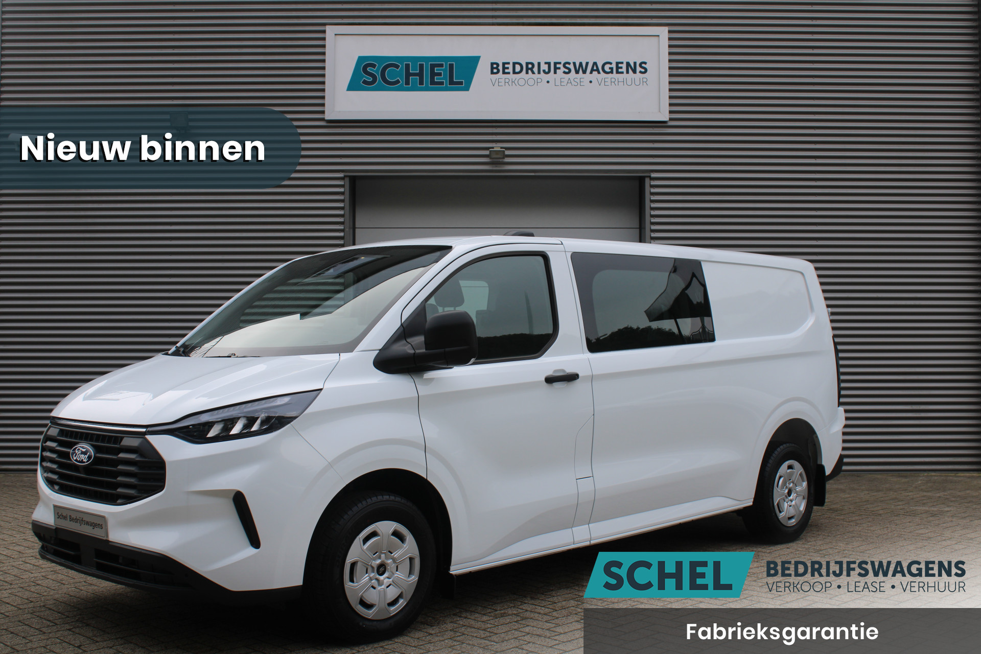 Ford Transit Custom 320 2.0 TDCI L2H1 Trend DC 136pk - Carplay - Android - Camera - Trekhaak - LED koplampen - Stoelverwarming - Draadloos laden - Rijklaar