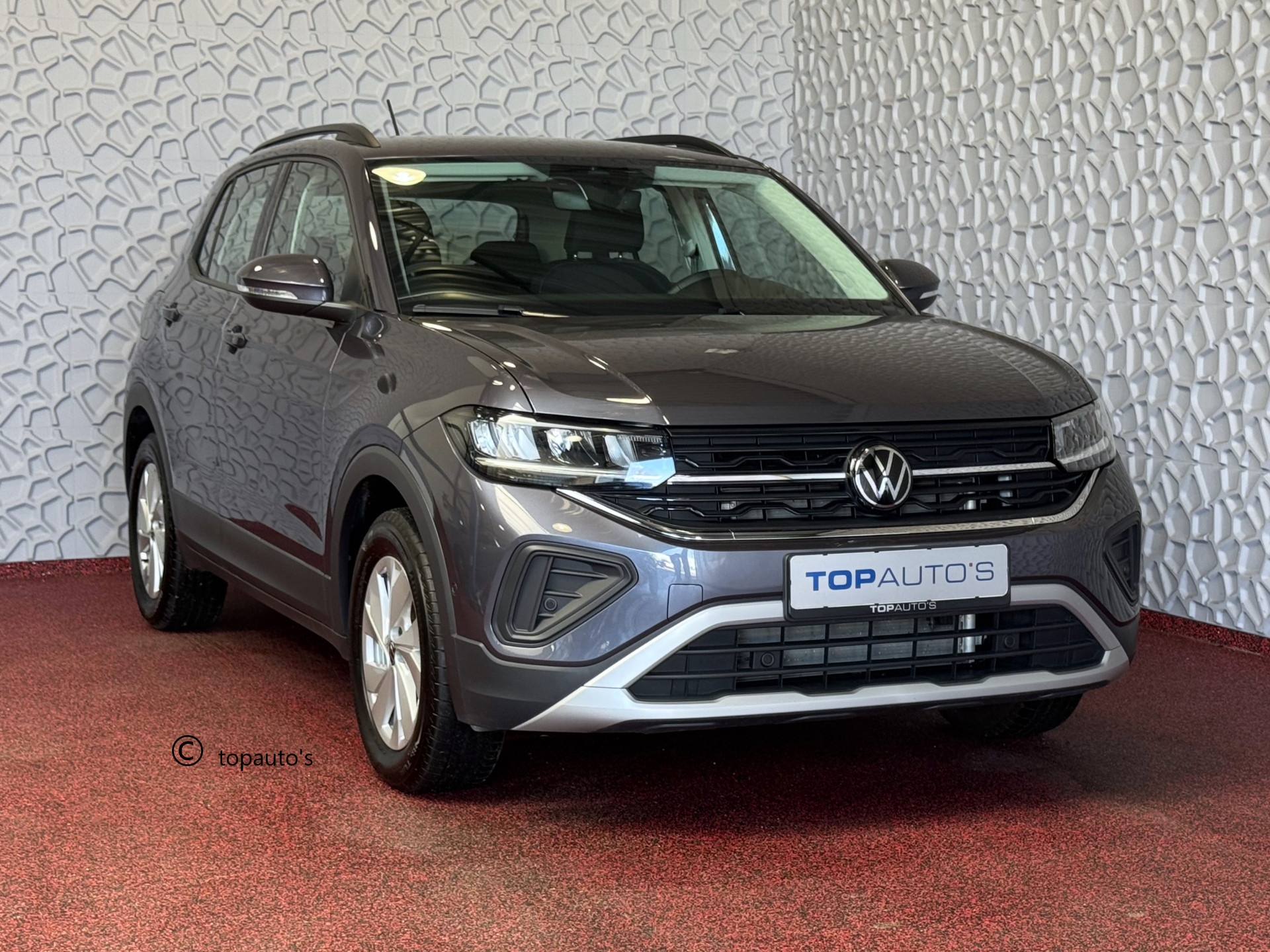 Volkswagen T-Cross DE VERNIEUWDE T-CROSS 116PK CAMERA VIR.COCKPIT STOELVERW. ADAP.CRUISE LMV CARPLAY 2024 "Volkswagen rijden begint bij Topautos.nl – 75 topmodellen direct op voorraad!"