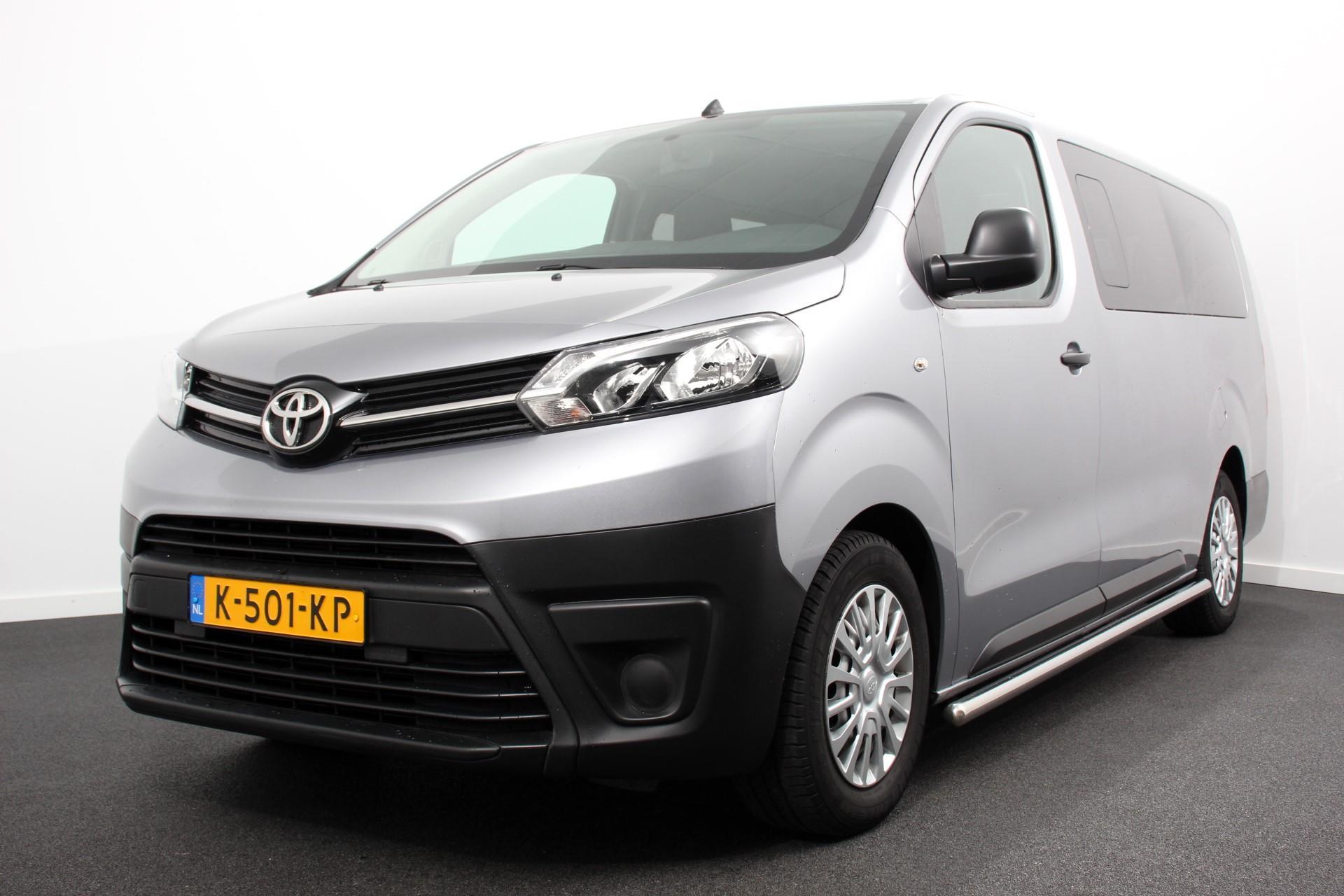 Toyota ProAce Shuttle 1.5 D-4D Navigator Long |9 Persoons | Navigatie | Parkeersensoren | Carplay | Cruise Control | DAB |