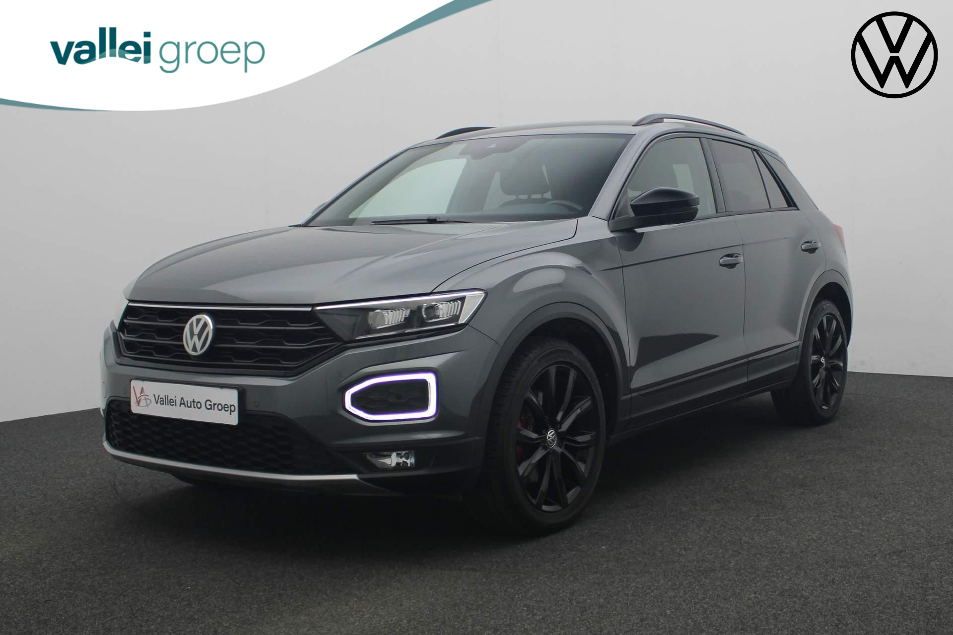 Volkswagen T-Roc 1.5 TSI 150PK DSG Sport Black Style | Navi | Full LED | 18 inch | Camera | ACC | Apple Carplay / Android Auto