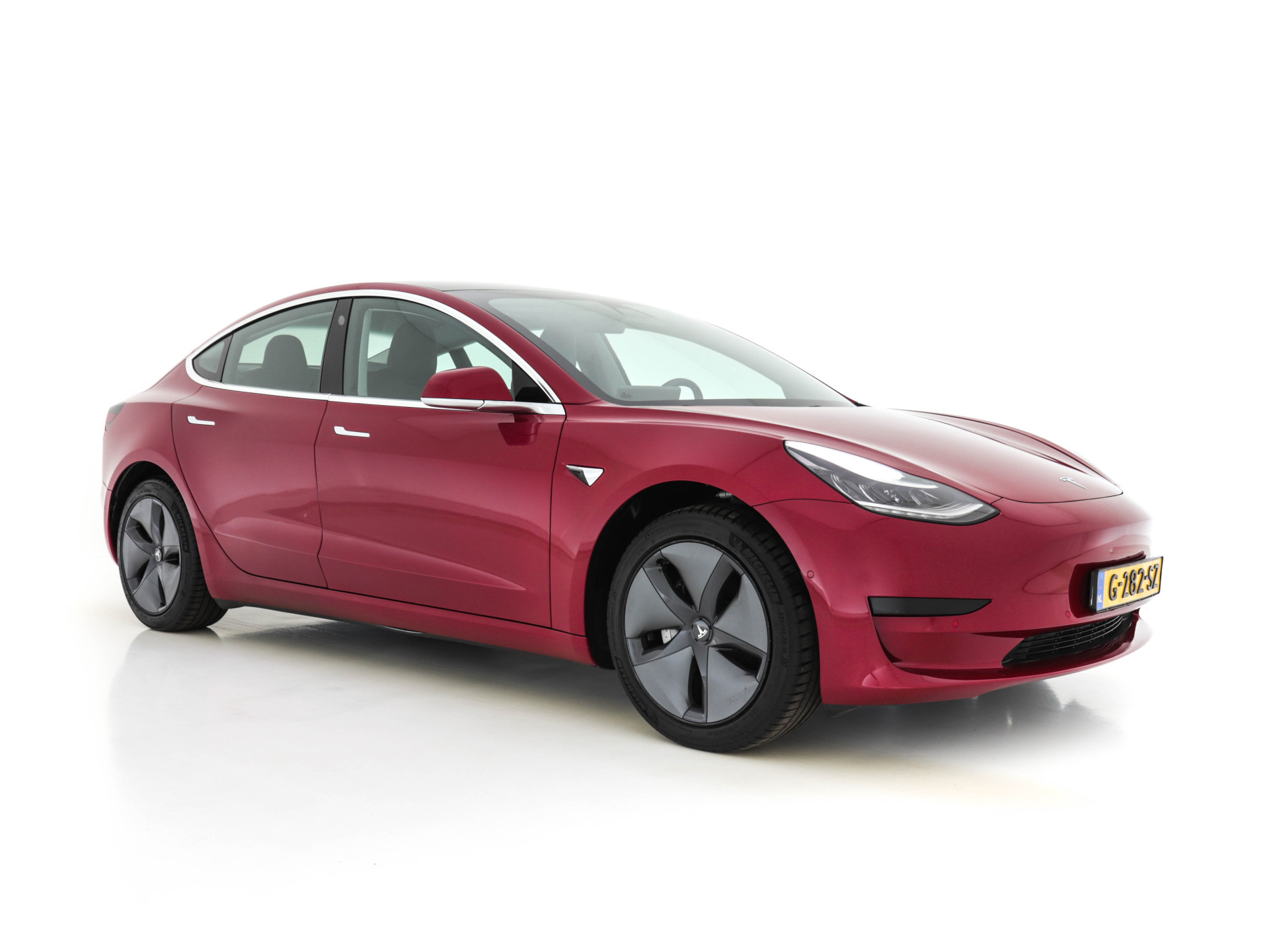 Tesla Model 3 Standard RWD Plus (INCL-BTW) *PANO | VOLLEDER | FULL-LED | NAVI-FULLMAP | AUTO-PILOT | ECC | PDC | CRUISE | SURROUND-VIEW*