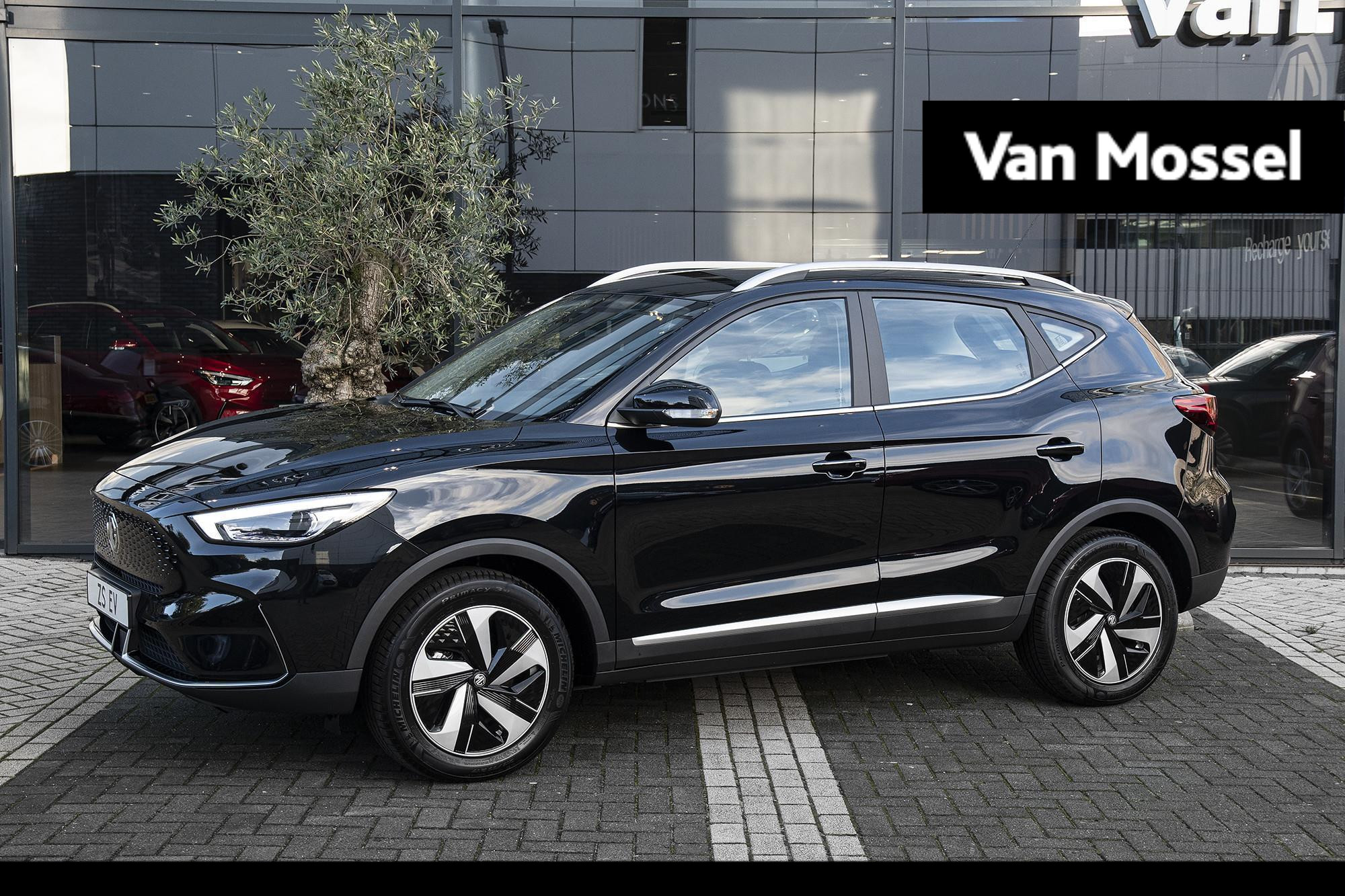 MG ZS-EV Long Range Comfort 70 kWh ACTIE voorraad registratiekorting / Subsidie particulier € 2.000,=