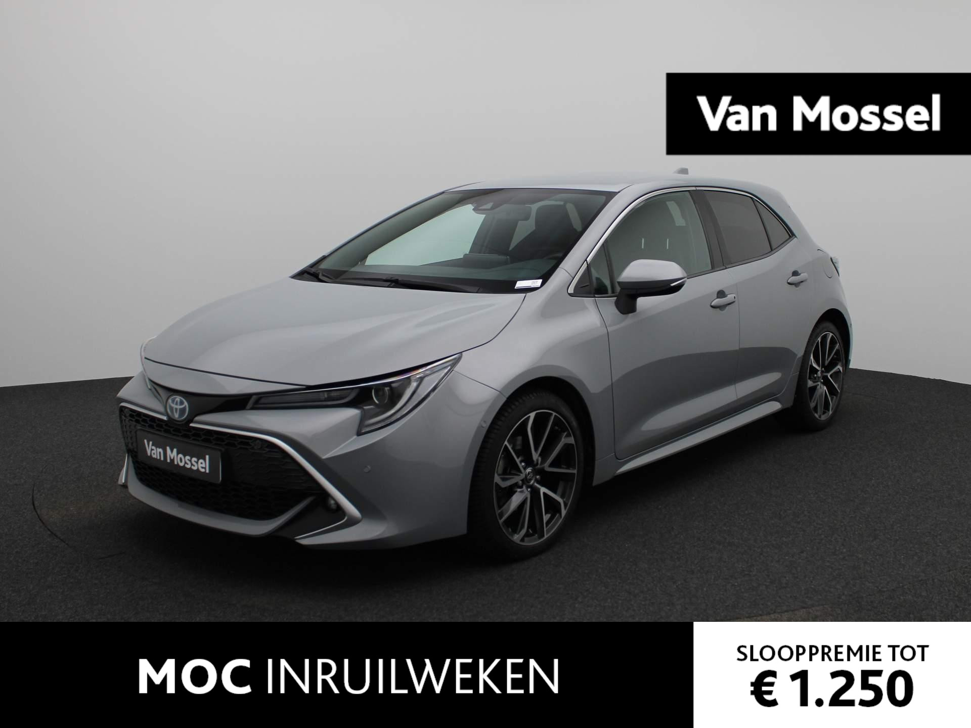 Toyota Corolla 1.8 Hybrid Comfort | Half-Leder | Camera | Stoelverwarming | Led-Koplampen | Apple Carplay / Android Auto | Dodehoekdetectie | Adaptieve Cruise Control | DAB |