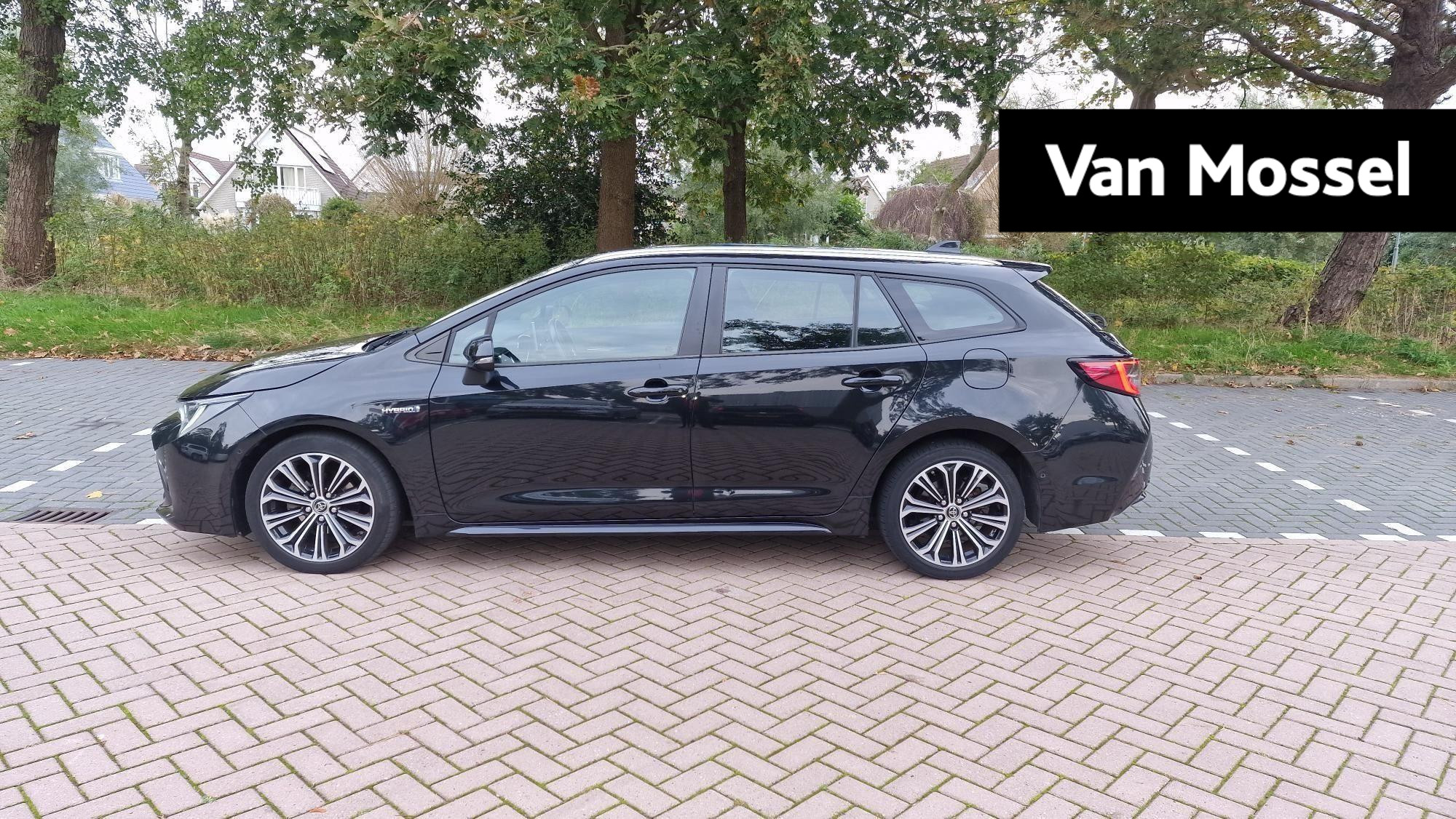 Toyota Corolla Touring Sports 1.8 Hybrid Business Intro | Navigatie | Camera | Stoelverwarming