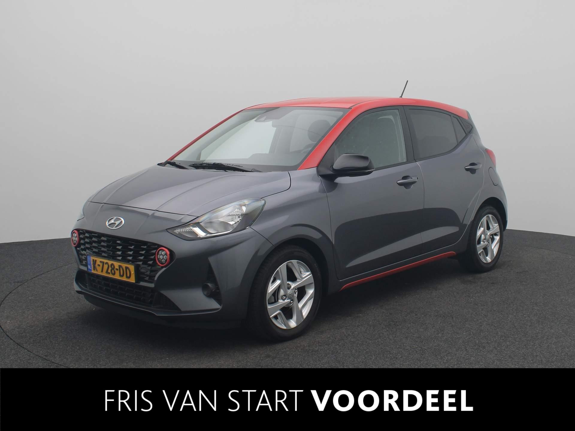 Hyundai i10 1.2i | Automaat | Navigatie | Stoelverwarming | Climate Control | 2-tone lak | Zeer luxe! |