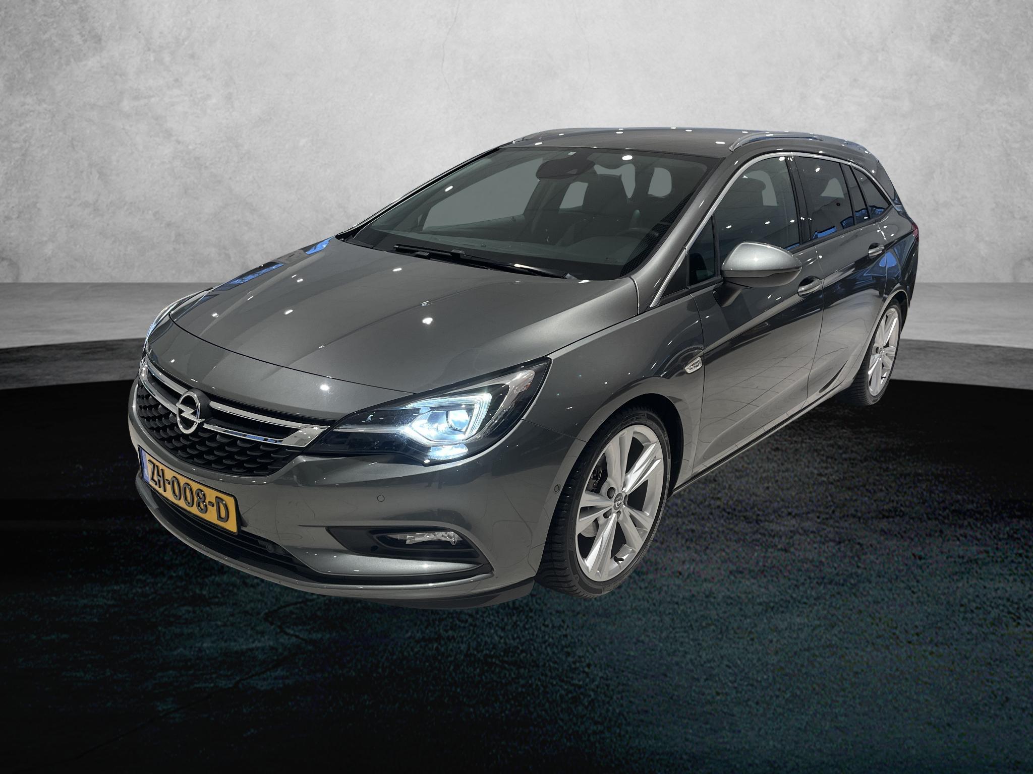 Opel Astra Sports Tourer 150 pk Turbo Innovation | Winterpakket | Keyless Entry | Lederen AGR comfortstoelen | Camera