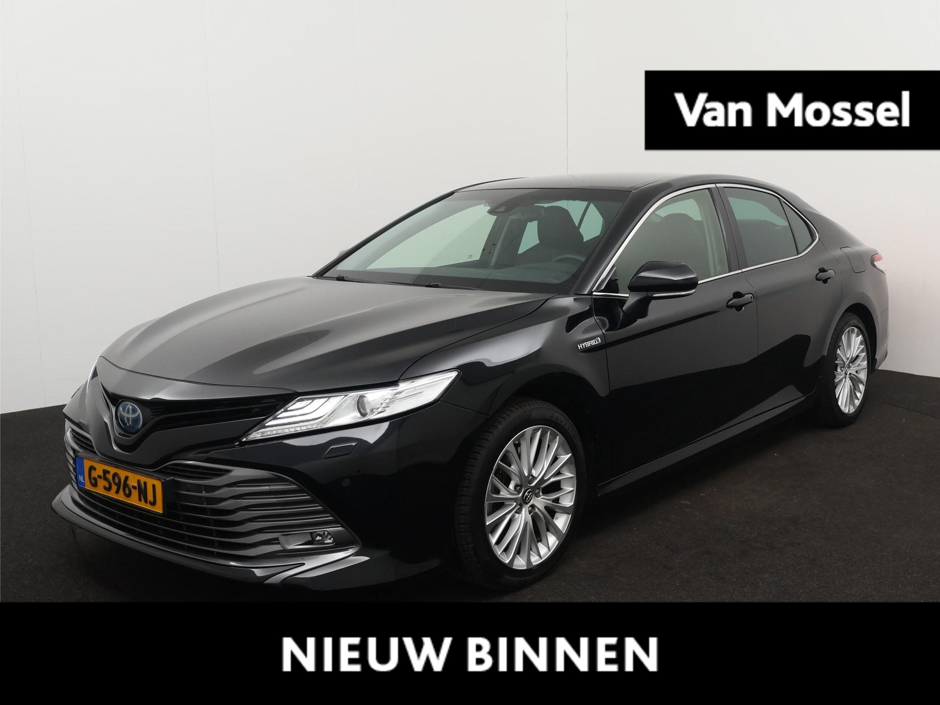 Toyota Camry 2.5 Hybrid Executive | Achteruitrijcamera | Parkeersensoren | Stoelverwarming | Leder |