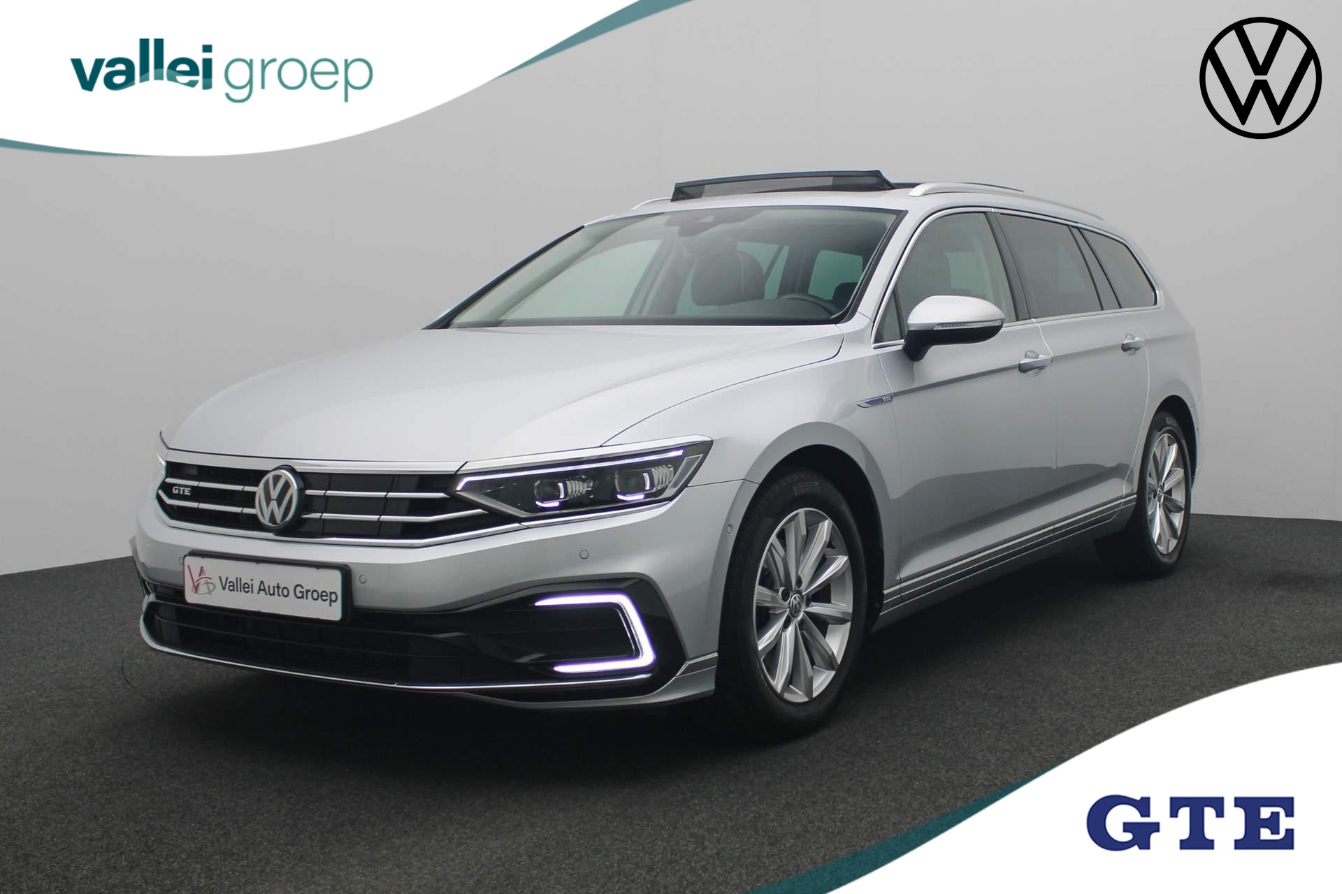 Volkswagen Passat Variant 1.4 TSI 218PK DSG PHEV GTE Business | Pano | IQ Light | Keyless | Navi Discover Pro | ACC | Camera | 17 inch