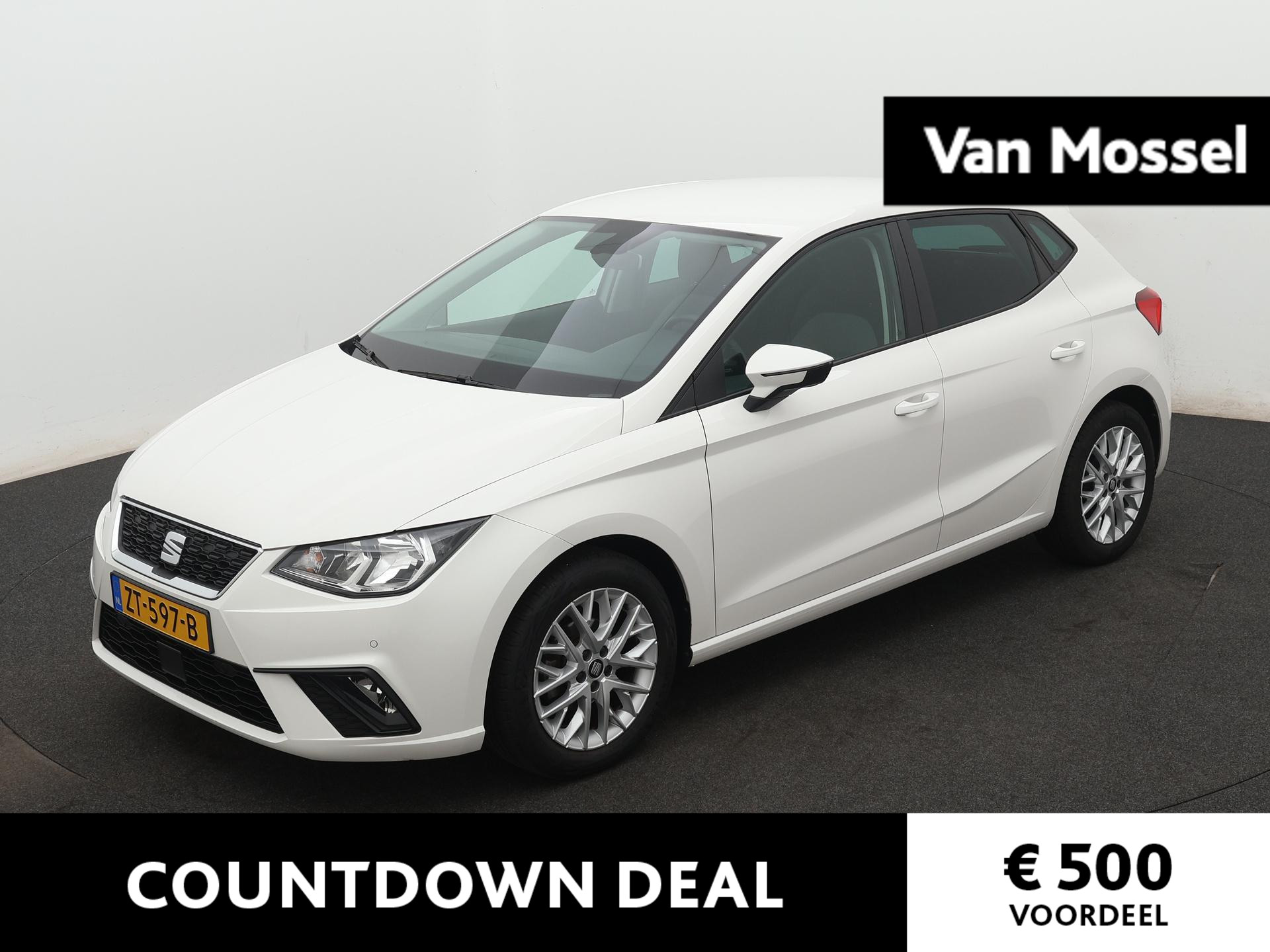 SEAT Ibiza 1.0 TSI Style Business Intense | TREKHAAK | CAMERA | CRUISE CONTROL | NAVIGATIE | CLIMATE CONTROL | PARKEERSENSOREN |