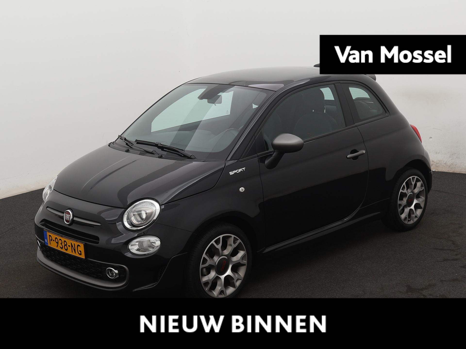 Fiat 500 1.0 Hybrid Sport | PANORAMADAK | PARKEERSENSOREN | APPLE CARPLAY | PARKEERSENSOREN | CRUISE CONTROL | CLIMATE CONTROL | HALF-LEDEREN STOELEN | LICHTMETALEN VELGEN |