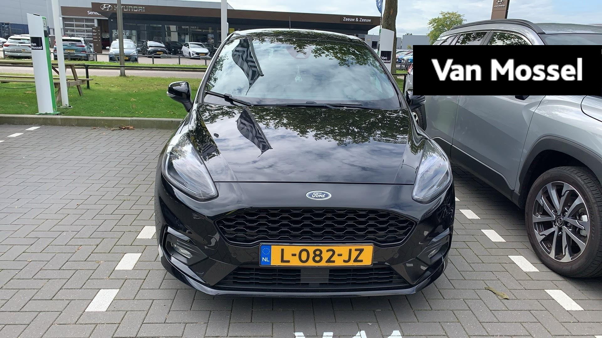 Ford Fiesta 1.0 EcoBoost Hybrid ST-Line X | Panoramadak | Led koplampen | Navigatie | Stoelverwarming