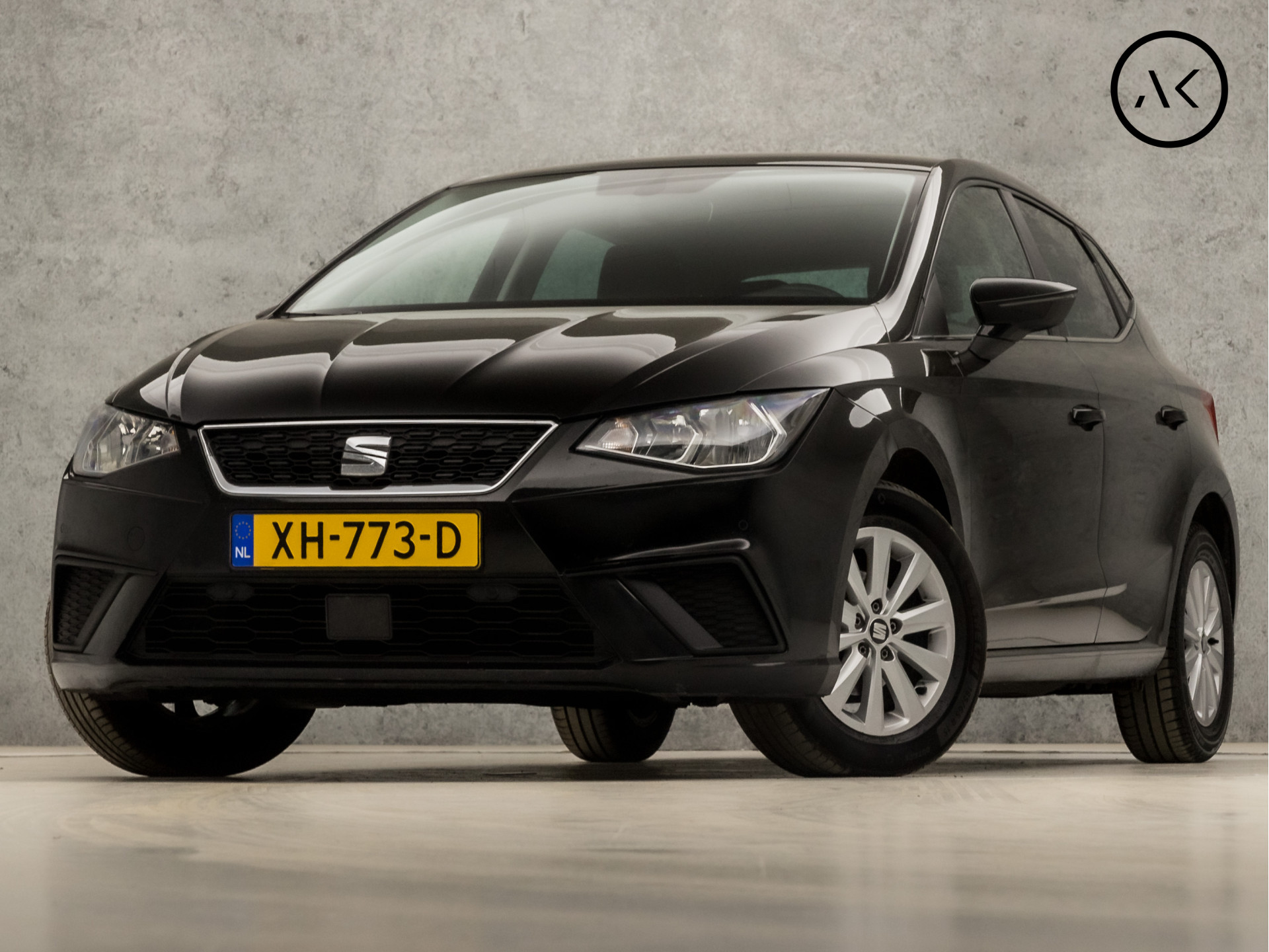 SEAT Ibiza 1.0 TSI Sportline (DIGITAL COCKPIT, GROOT NAVI, APPLE CARPLAY, CAMERA, CRUISE, CLIMATE, DAB+, GETINT GLAS, SPORTSTOELEN, LM VELGEN, PARKEERSENSOREN, NIEUWE APK, NIEUWSTAAT)