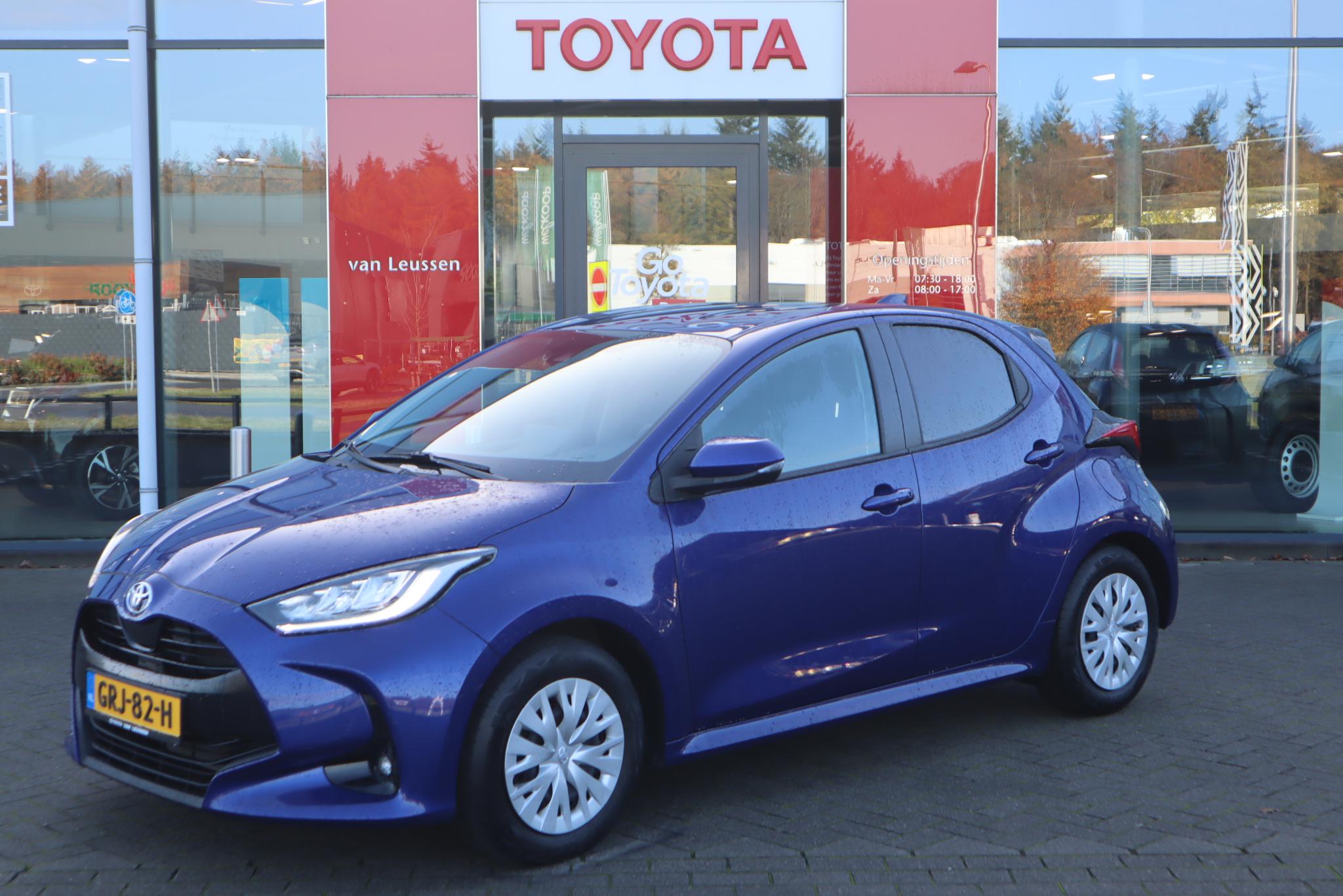 Toyota Yaris 1.5 VVT-i Style APPLE/ANDROID STOEL/STUURVERW. CAMERA PRIVACY-GLASS AD-CRUISE