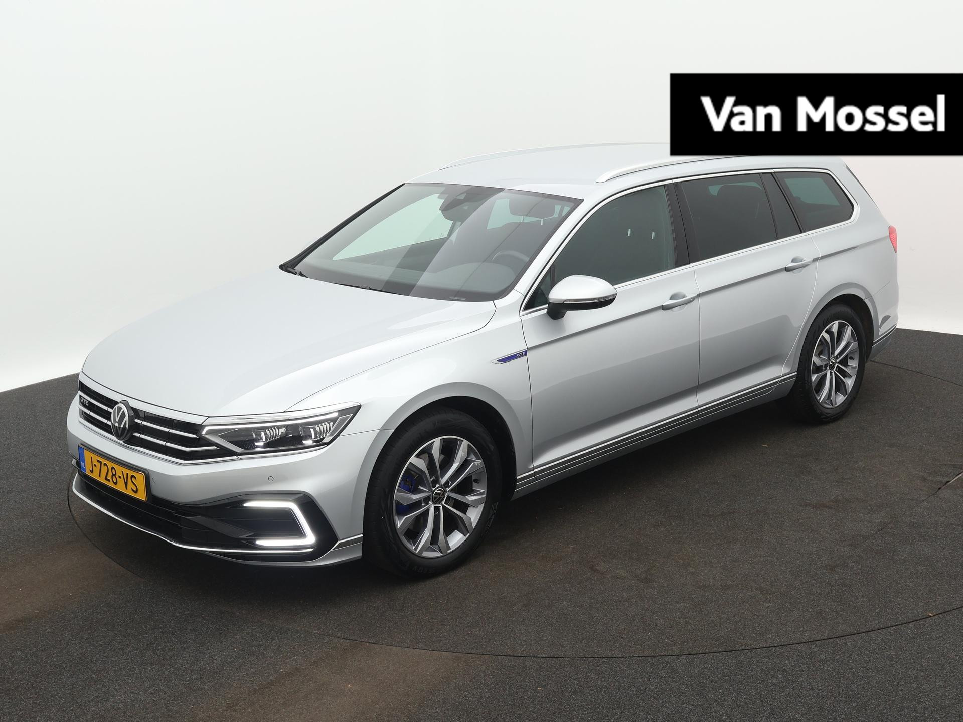 Volkswagen Passat Variant 1.4 TSI PHEV GTE Business | Automaat | Trekhaak | Stoel en Stuurwielverwarming | Keyless | Navigatie | Digital Cockpit PRO | Navigatie Discover PRO (Groot Scherm) | Parkeercamera