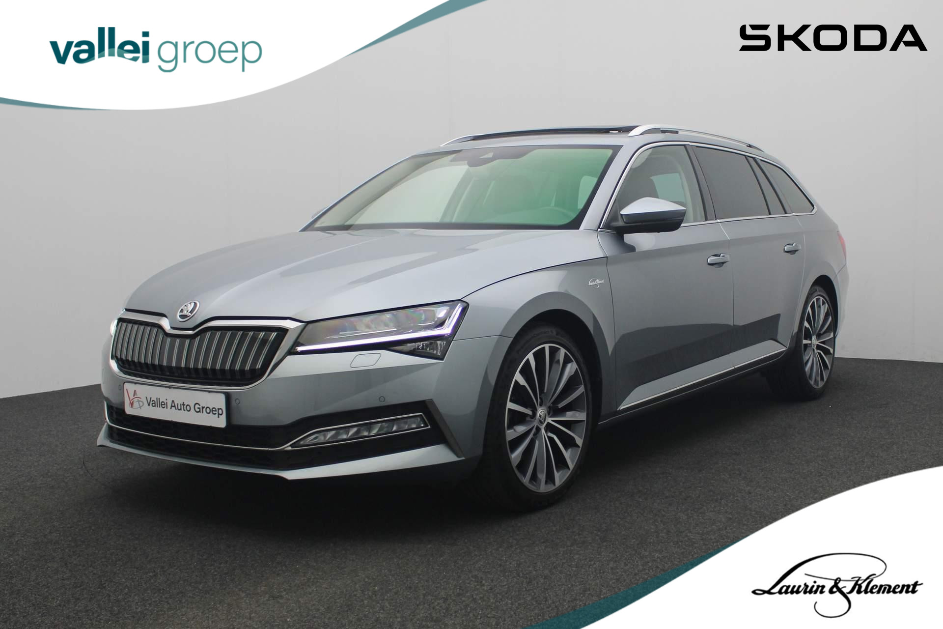 Škoda Superb Combi 1.4 TSI 218PK DSG iV Laurin & Klement | Pano | Trekhaak | Leer | 360 camera | Matrix LED | Keyless | ACC | 19 inch