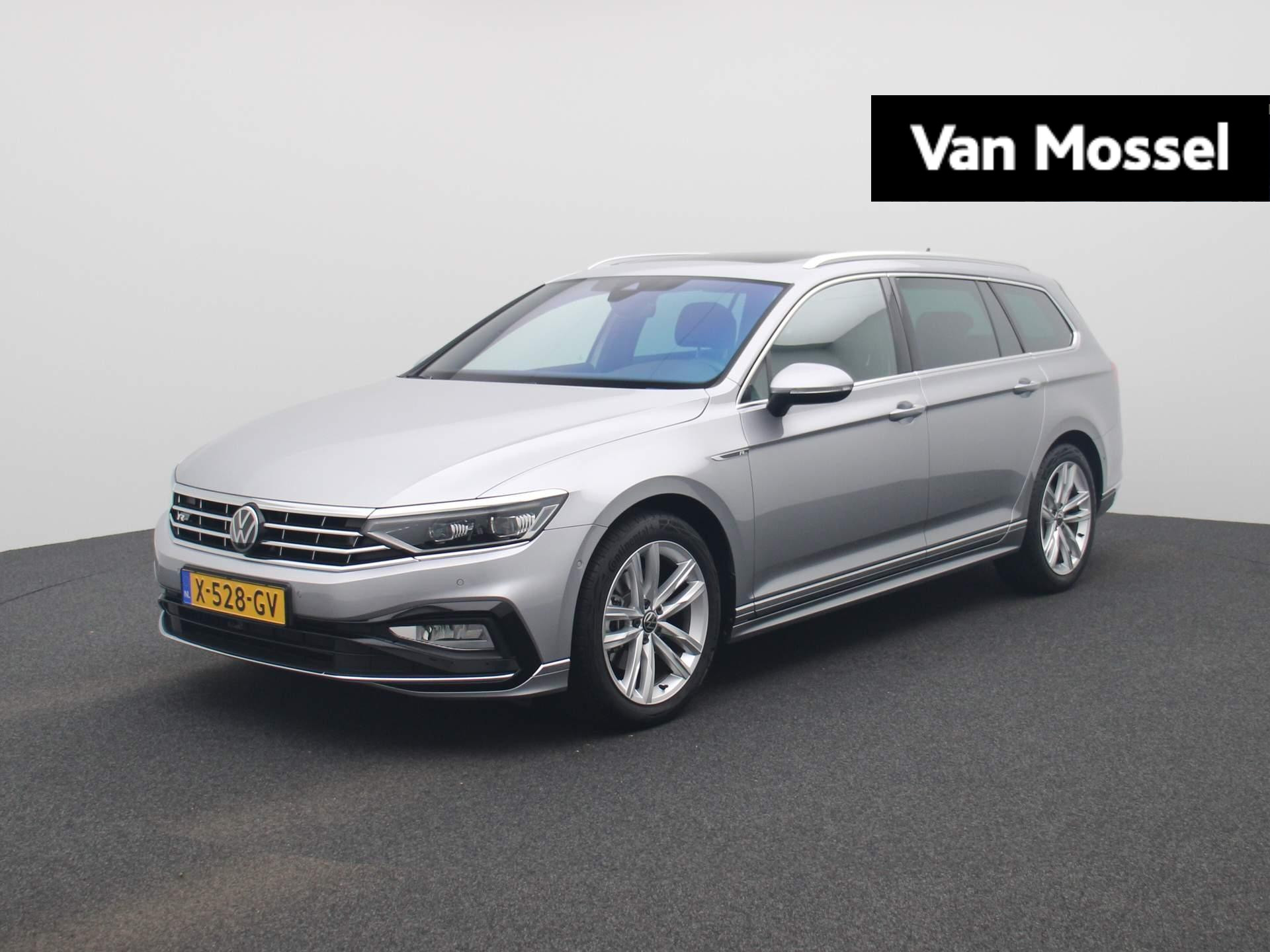 Volkswagen Passat Variant 1.5 TSI R-Line Business + | Half-Leder | Navigatie | Airco | 18 Inch Velgen | LED Matrix | Schuifdak | Trekhaak | Camera | Stoelverwarming | Parkeersensoren Voor/achter |