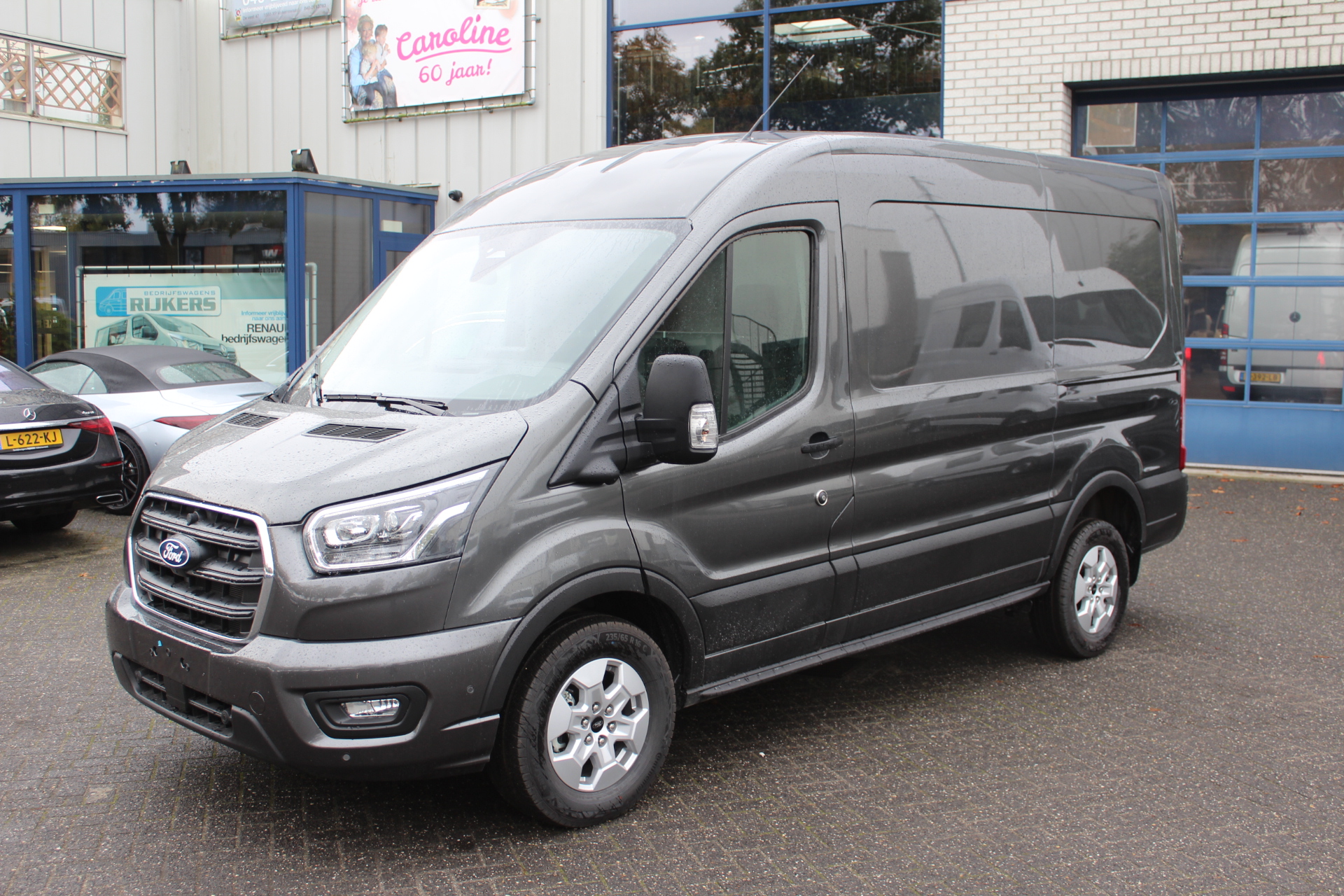 Ford Transit 350M L2H2 Limited 2.0 TDCI 165 pk 360 Graden camera, Xenon, Adaptive cruise control