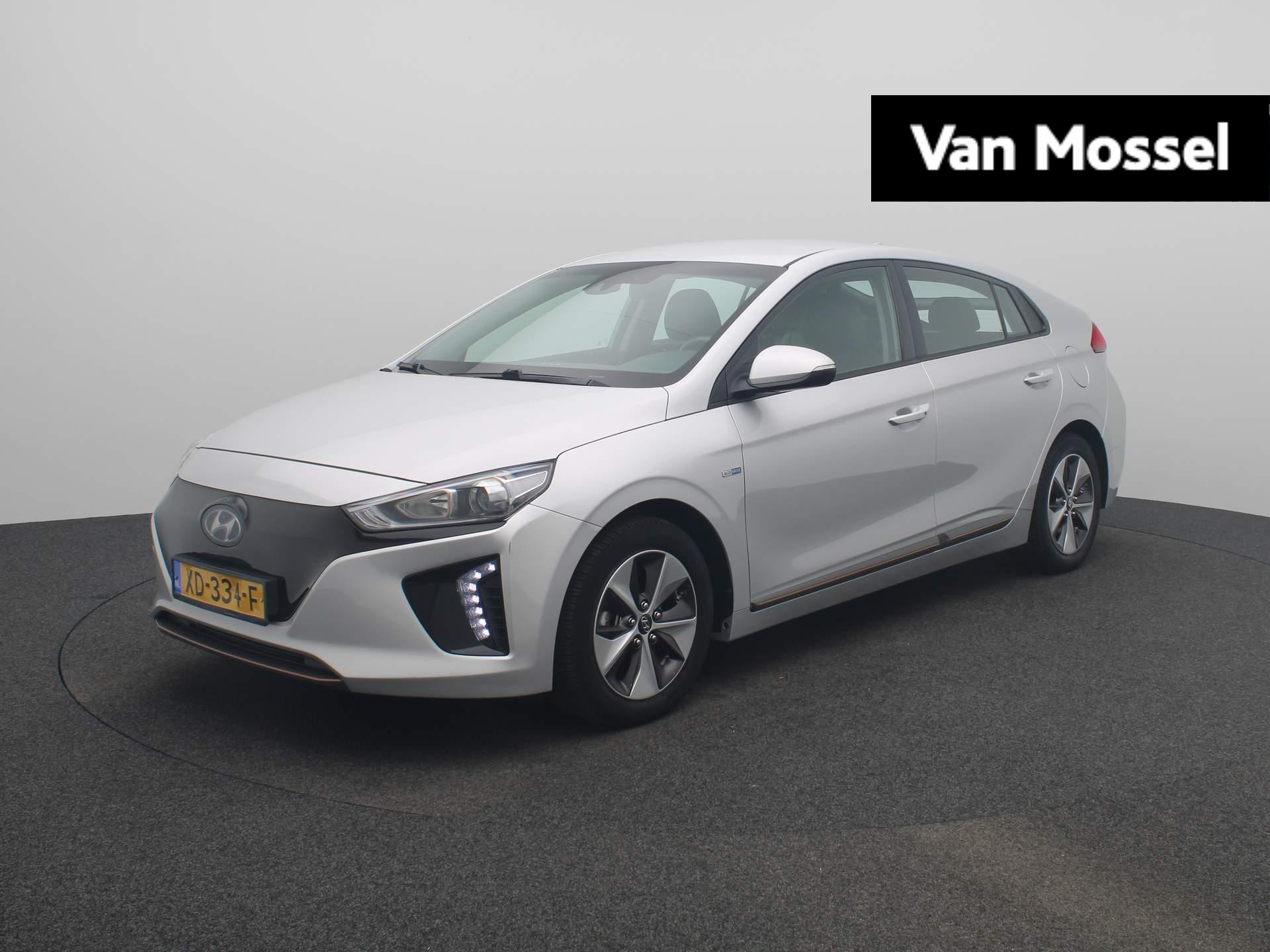 Hyundai IONIQ Comfort EV | Lederen bekleding | Parkeercamera | Adaptieve Cruise Control | Parkeersonsoren achter