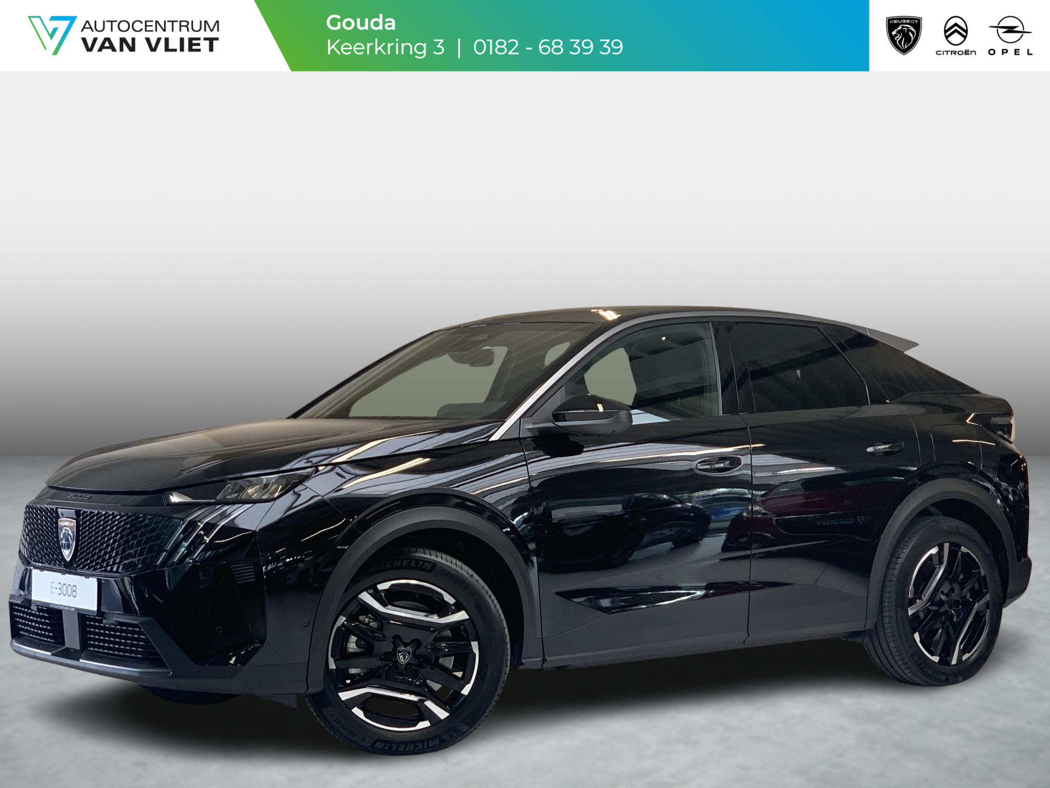 Peugeot e-3008 Allure 73 kWh | 360° zicht | Navigatie | Keyless | Cruise Control Adaptief | Carplay draadloos |
