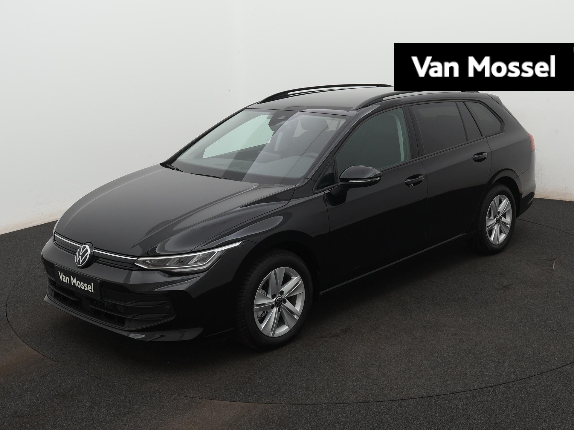 Volkswagen Golf Variant 1.5 eTSI Life Business 116 PK | Automaat | Navigatie | Parkeersensoren | Airconditioning automatisch | Digital Cockpit | Stoelverwarming | Stuurverwarming | Adaptive Cruise Control | Keyless Access |