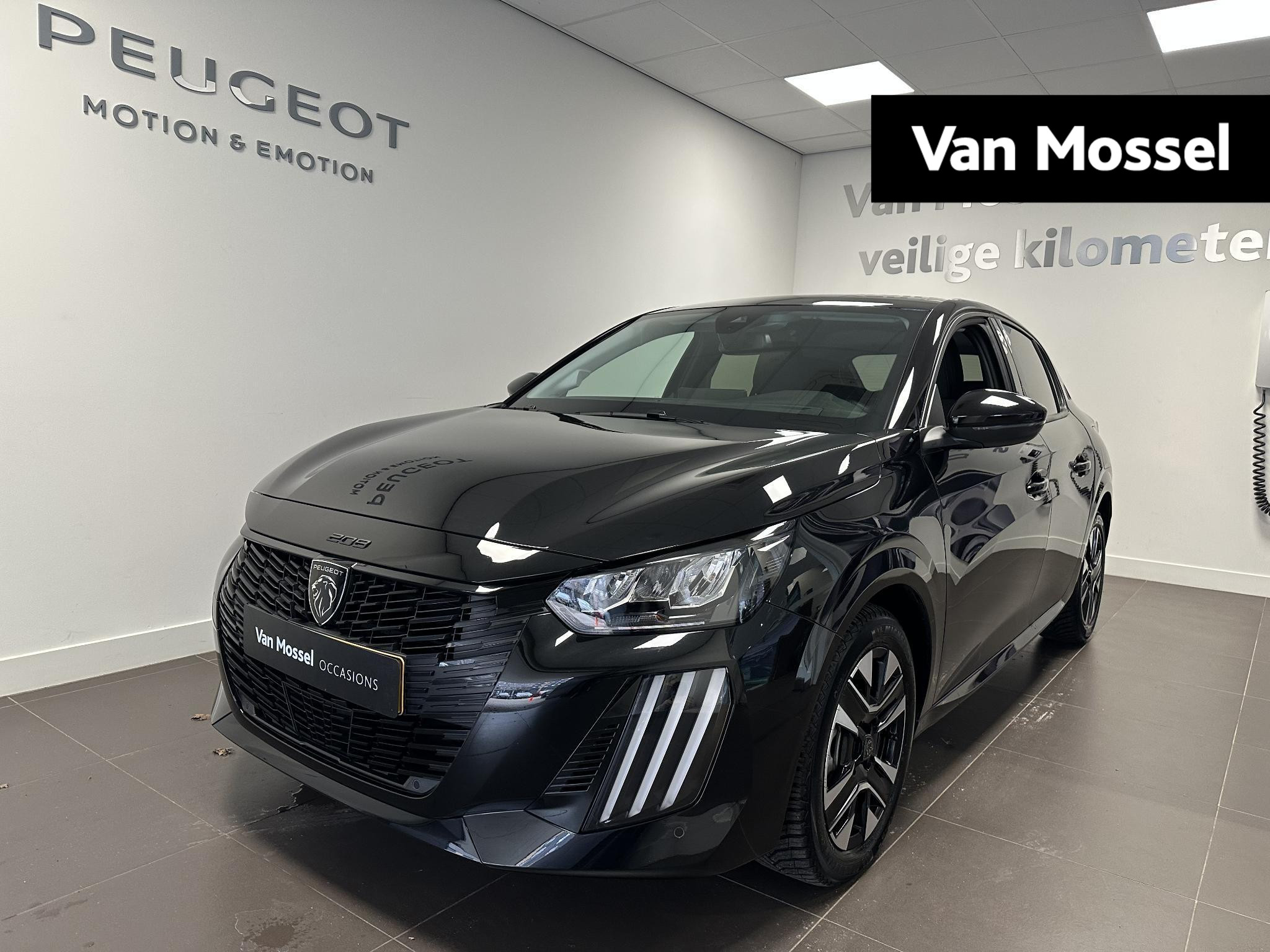 Peugeot 208 1.2 Hybrid 110 e-DCS6 Allure | Automaat | Navigatie | Camera voor + achter | dodehoekdetectie | DIRECT LEVERBAAR!!! |