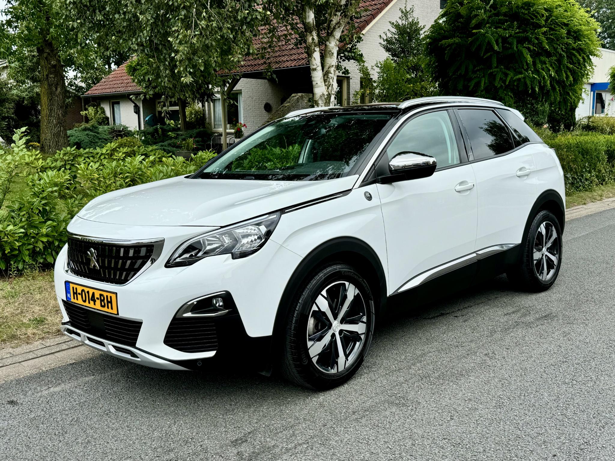 Peugeot 3008 1.2 PureTech Crossway 130PK Leder•Trekhaak•CAMERA