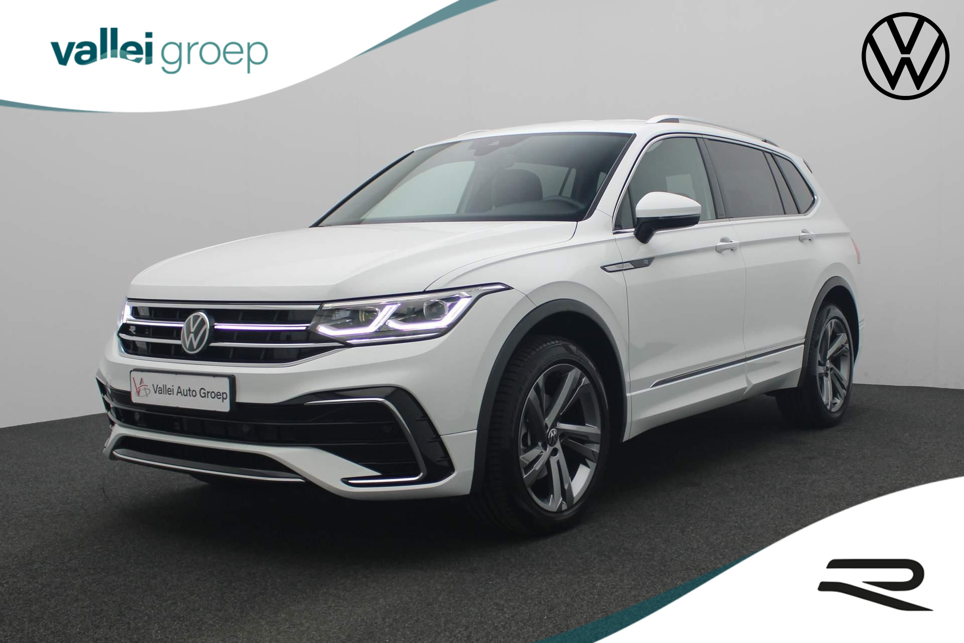 Volkswagen Tiguan Allspace 7 pers. 1.5 TSI 150PK DSG R-Line Business | Trekhaak | LED plus | Apple Carplay / Android Auto | ACC | 19 inch