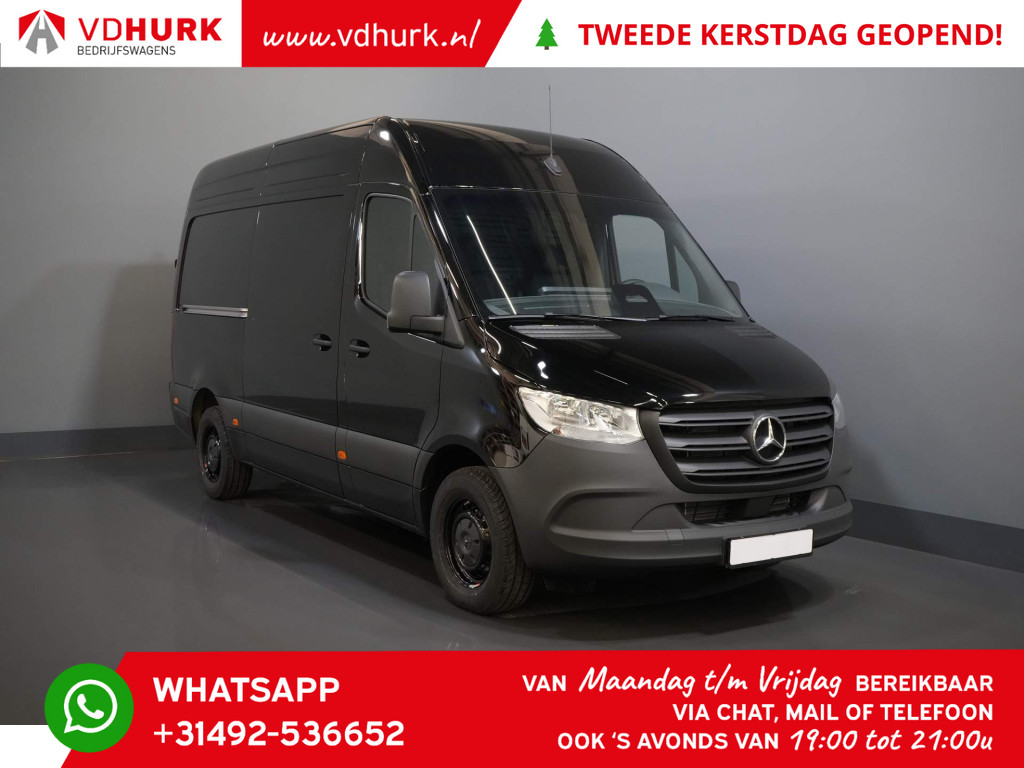 Mercedes-Benz Sprinter 317 CDI Aut. L2H2 Facelift/ 3.5t Trekverm./ Betimmerd/ Navi/ Carplay/ Camera/ Cruise/Trekhaak/ Opstap/ Gev.stoel