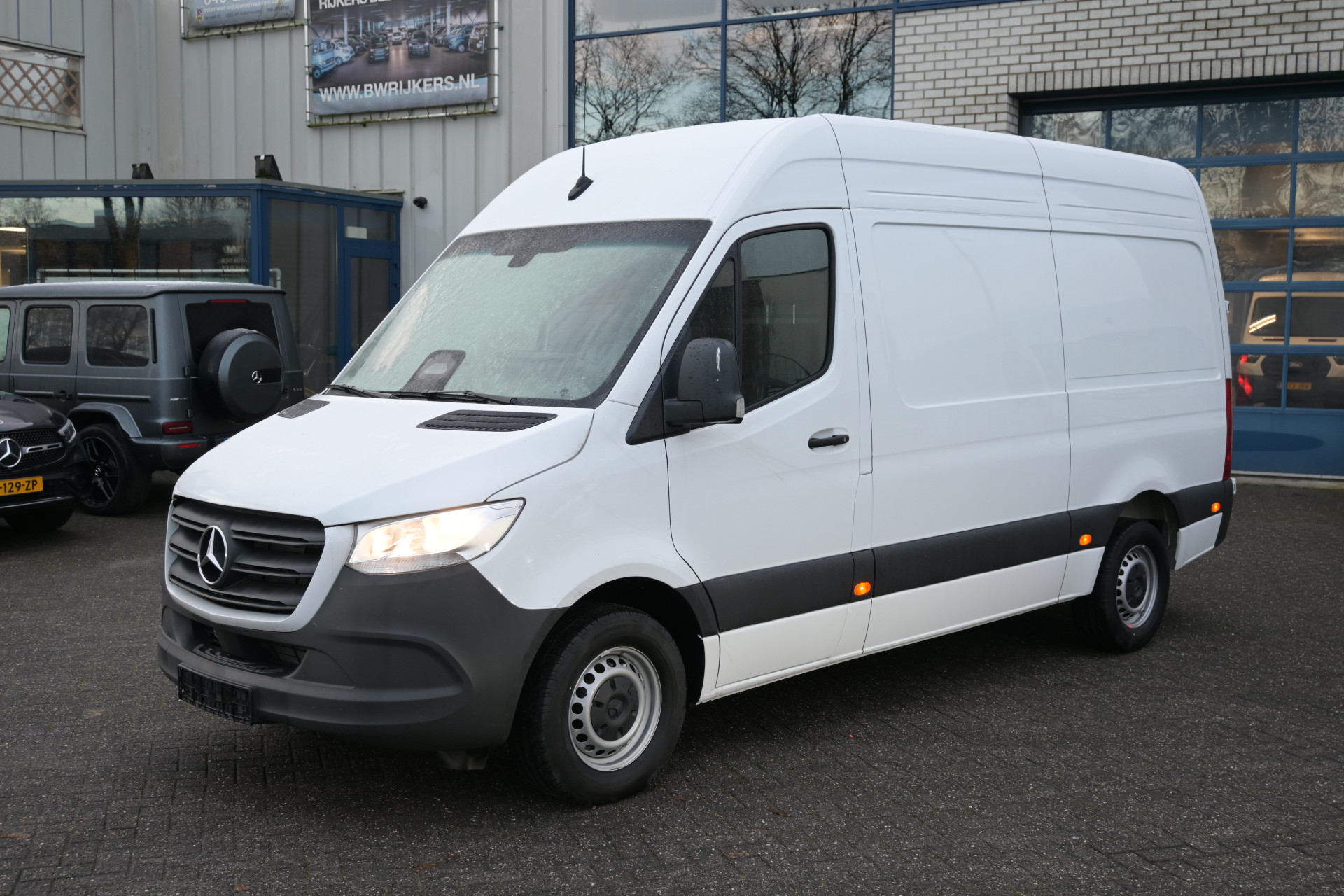 Mercedes-Benz Sprinter 317 CDI L2H2 Pro 3500kg Trekgewicht, Smartphone Integratiepakket, Comfort stoel