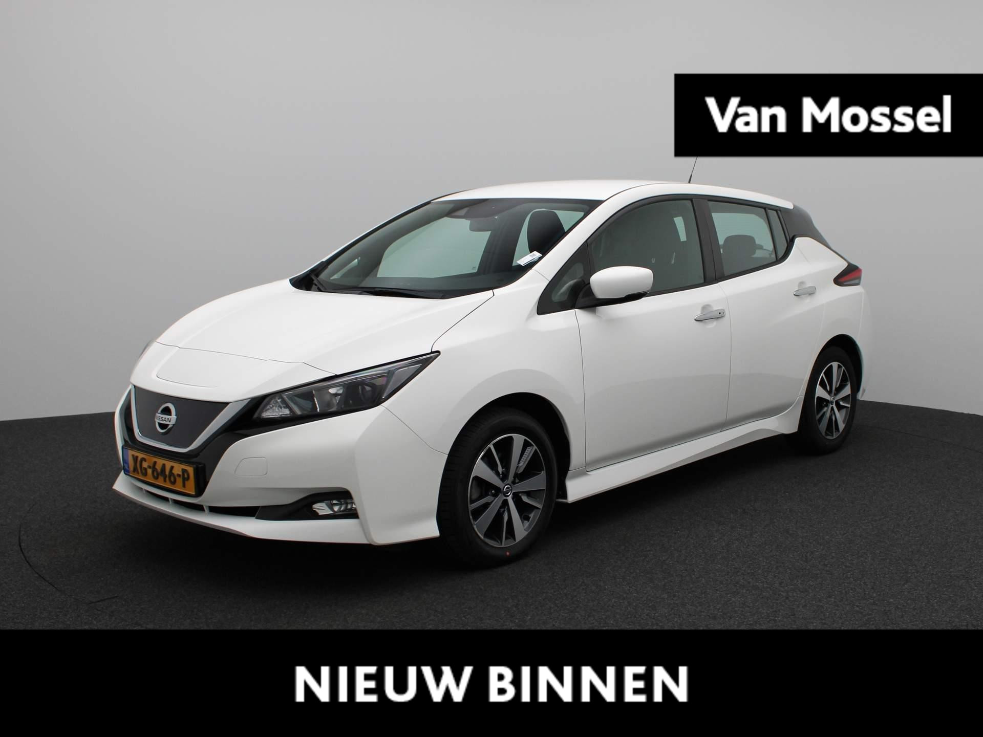 Nissan Leaf Acenta 40 kWh | Navigatie | Achteruitrijcamera | Adaptive Cruise Control | Climate Control | Lichtmetalen velgen 16"